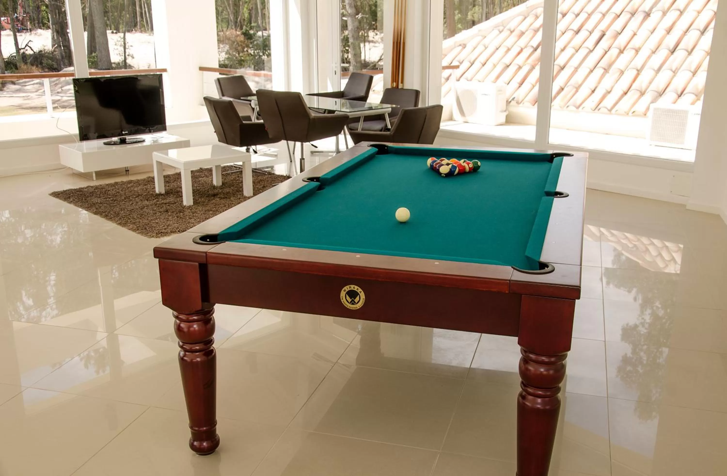 Game Room, Billiards in Solanas Green Park Spa & Resort