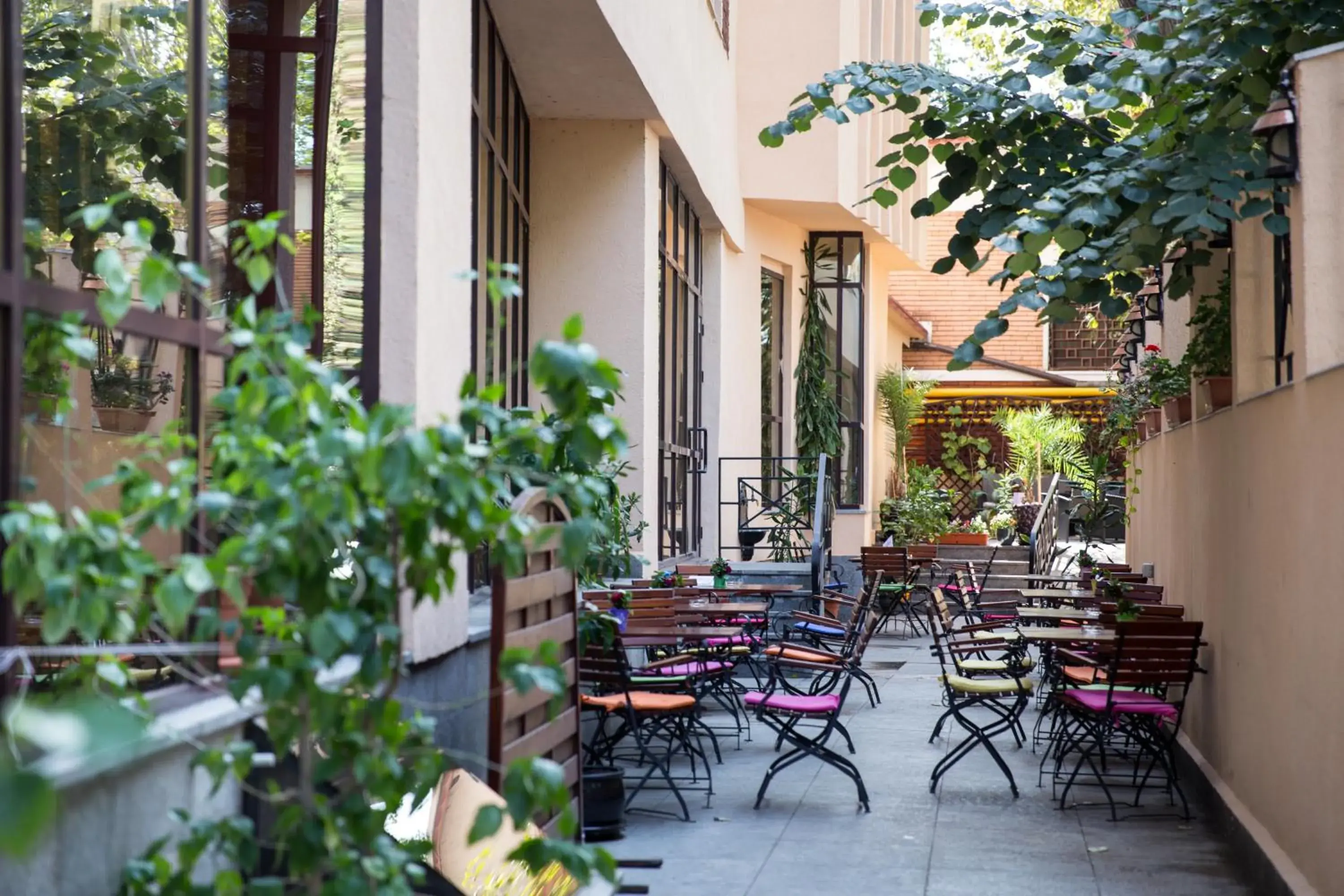 Balcony/Terrace, Restaurant/Places to Eat in Casa Siqua
