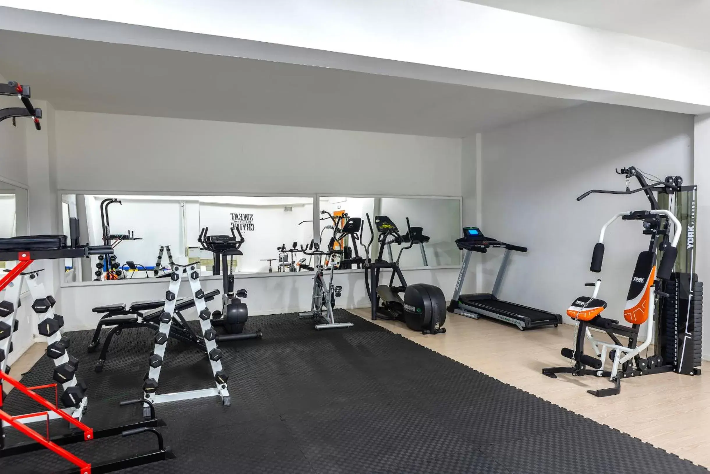 Fitness centre/facilities, Fitness Center/Facilities in Mayfair Gardens