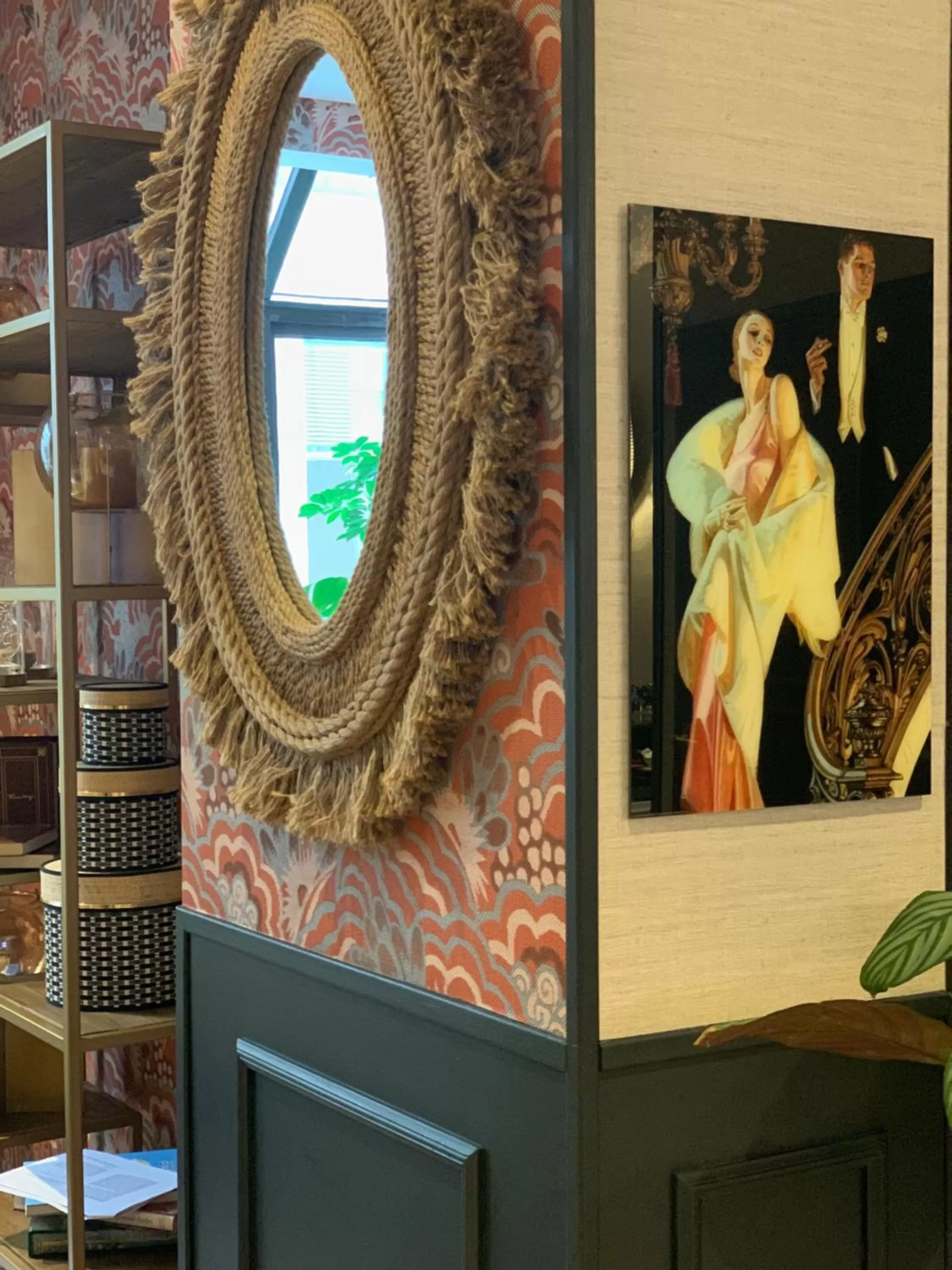 Decorative detail in Moris Grands Boulevards