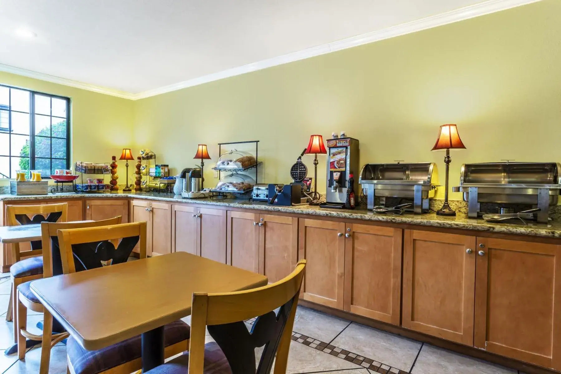 Food in Ramada by Wyndham Mountain View Food in Ramada by Wyndham Mountain View