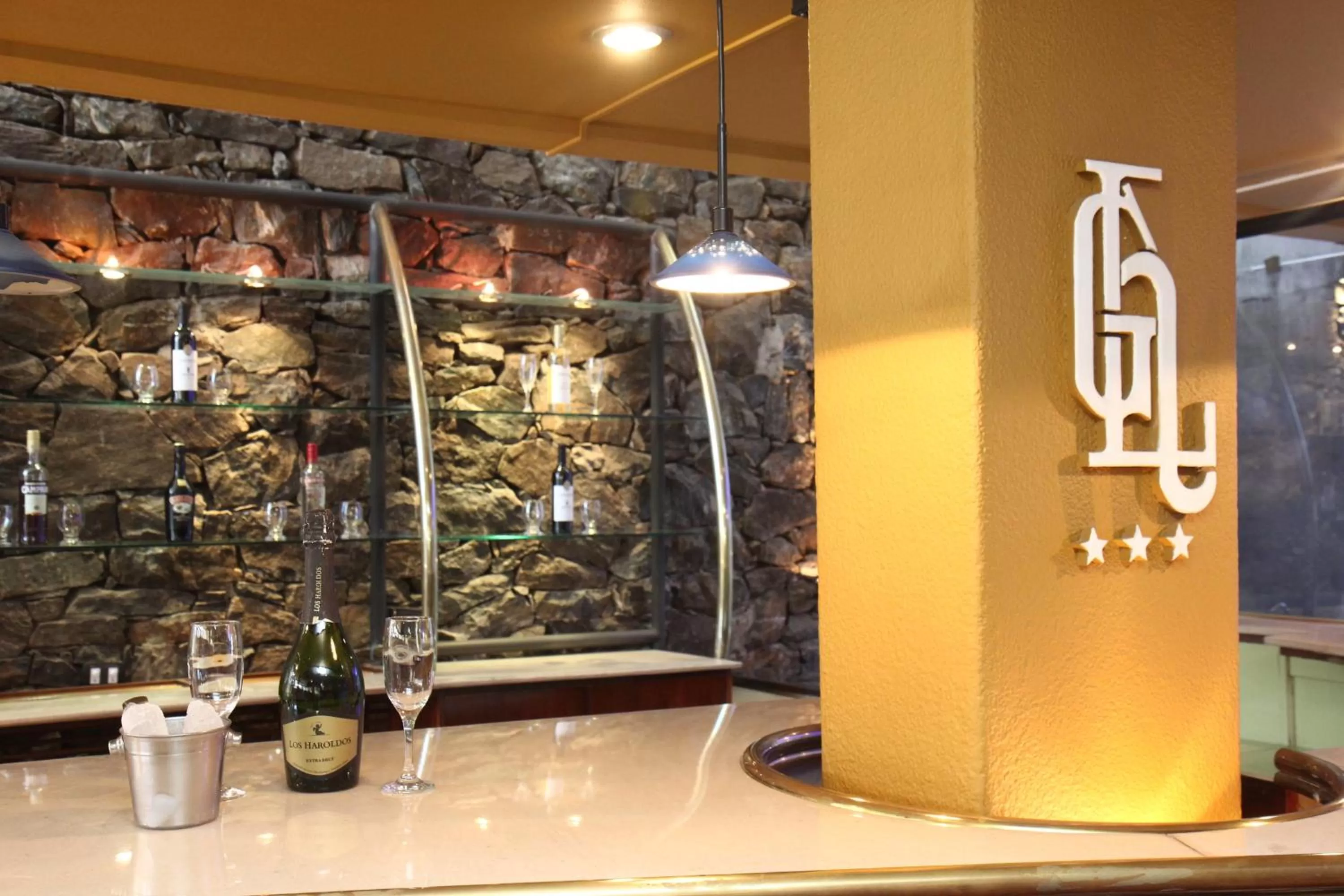 oven in Gran Lourdes Hotel by CPH