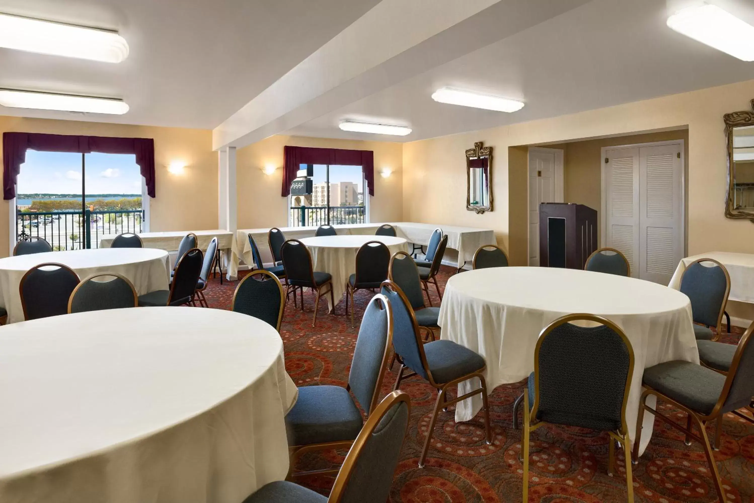Banquet/Function facilities in Days Inn by Wyndham Ocean City Oceanfront
