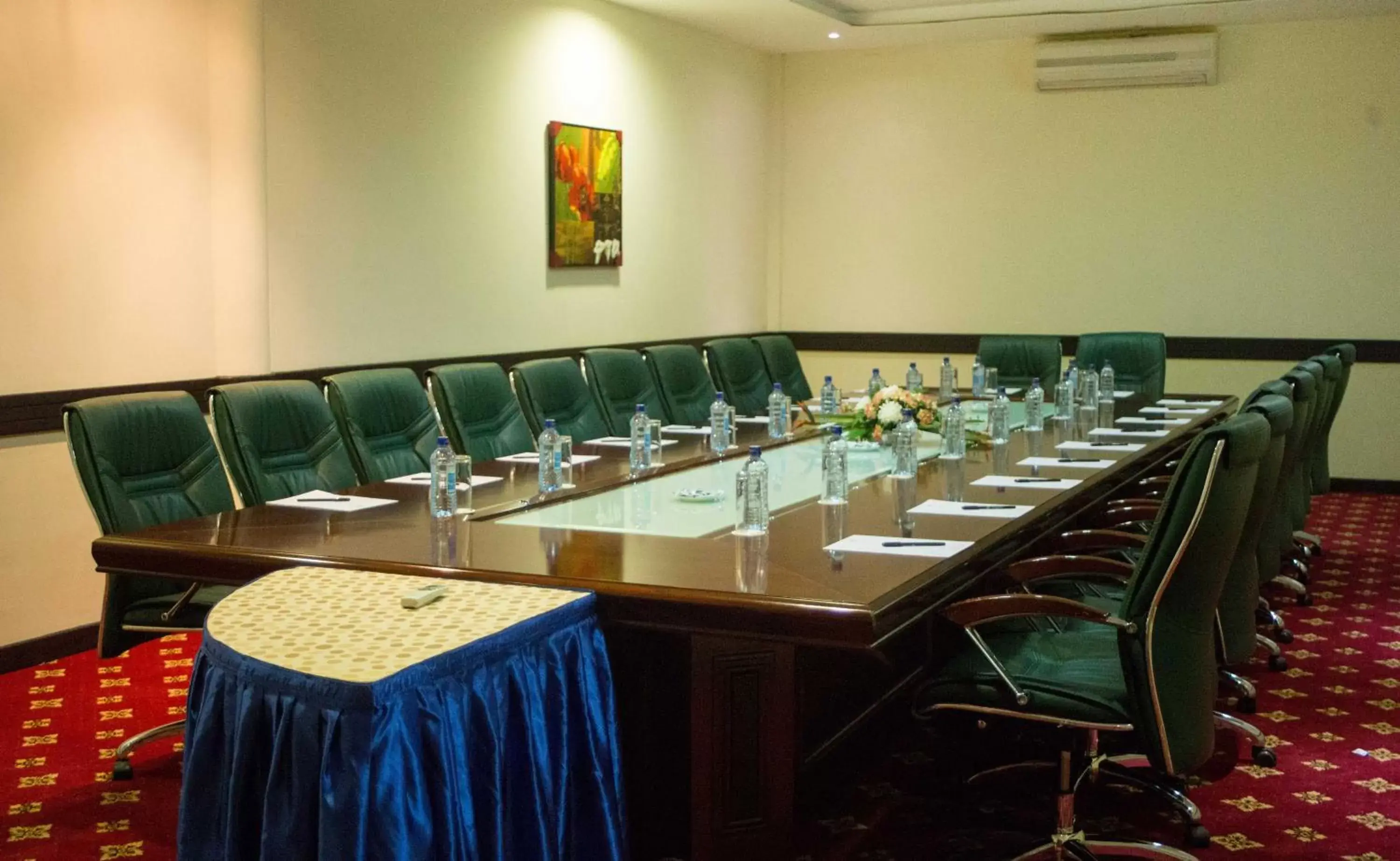 Banquet/Function facilities, Business Area/Conference Room in The Panari Hotel