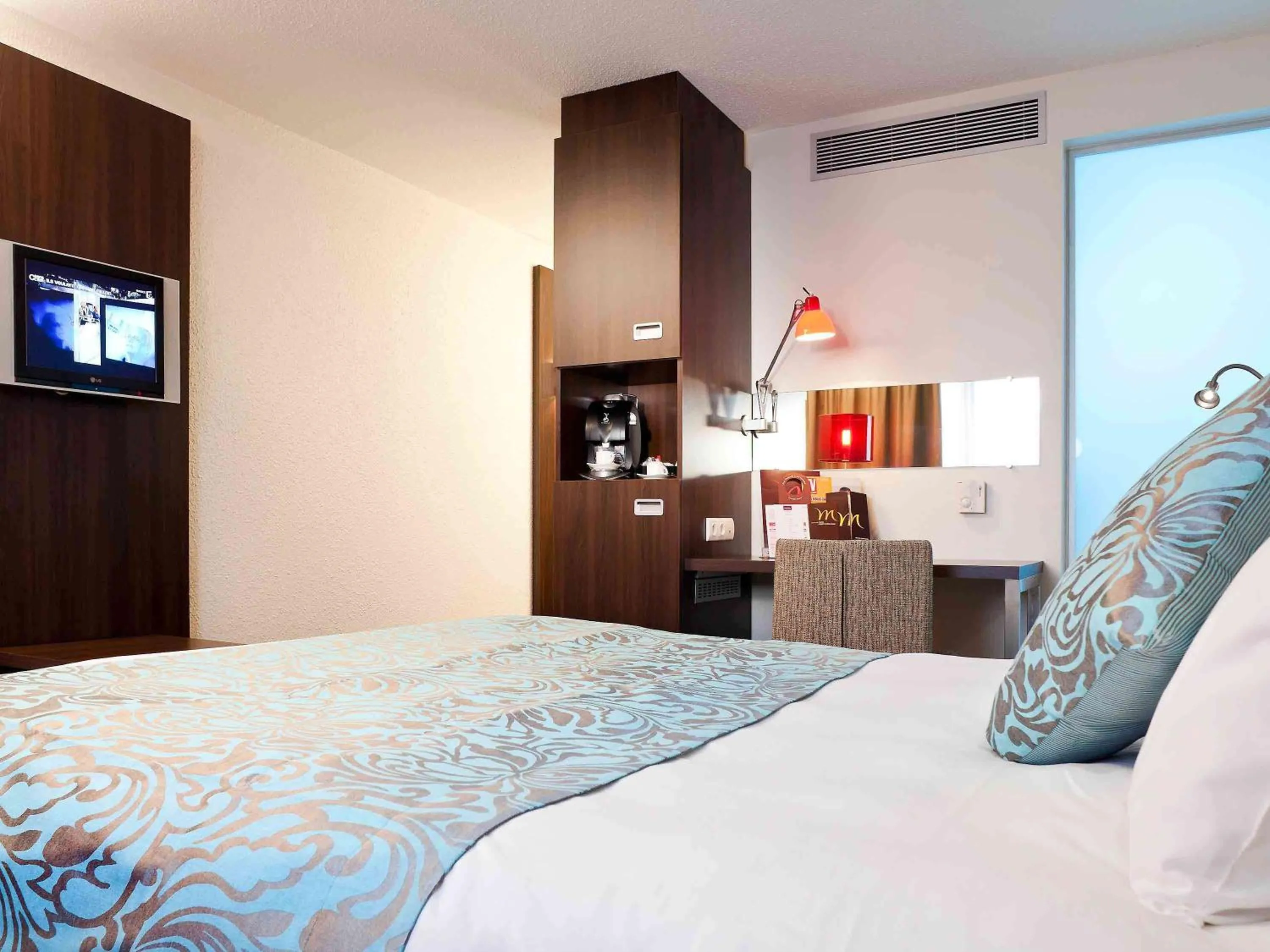 Privilege Room with 1 Double Bed in Mercure Paris Porte D'Orleans
