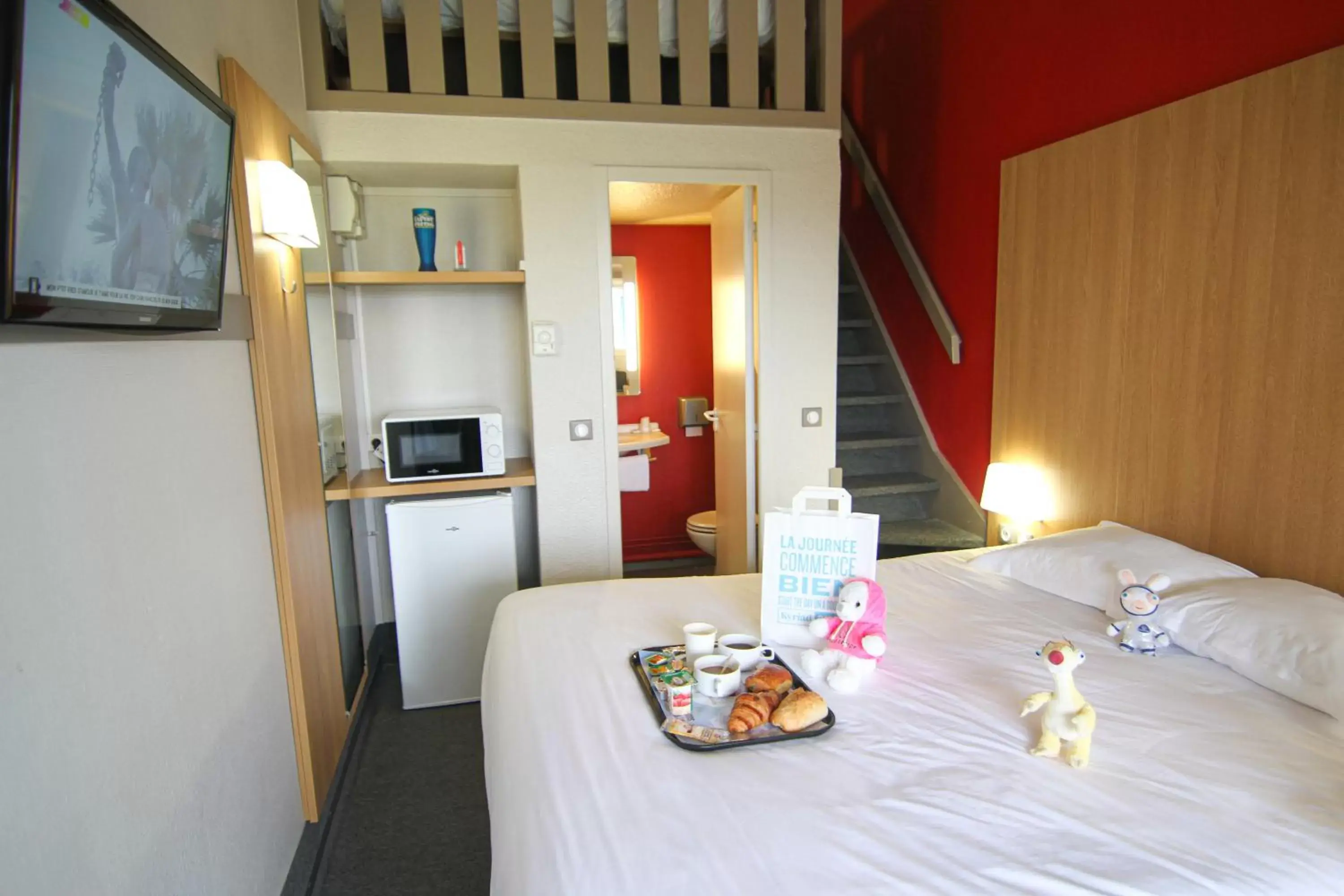 Bed in Kyriad Direct Poitiers - Gare du Futuroscope Bed in Kyriad Direct Poitiers - Gare du Futuroscope