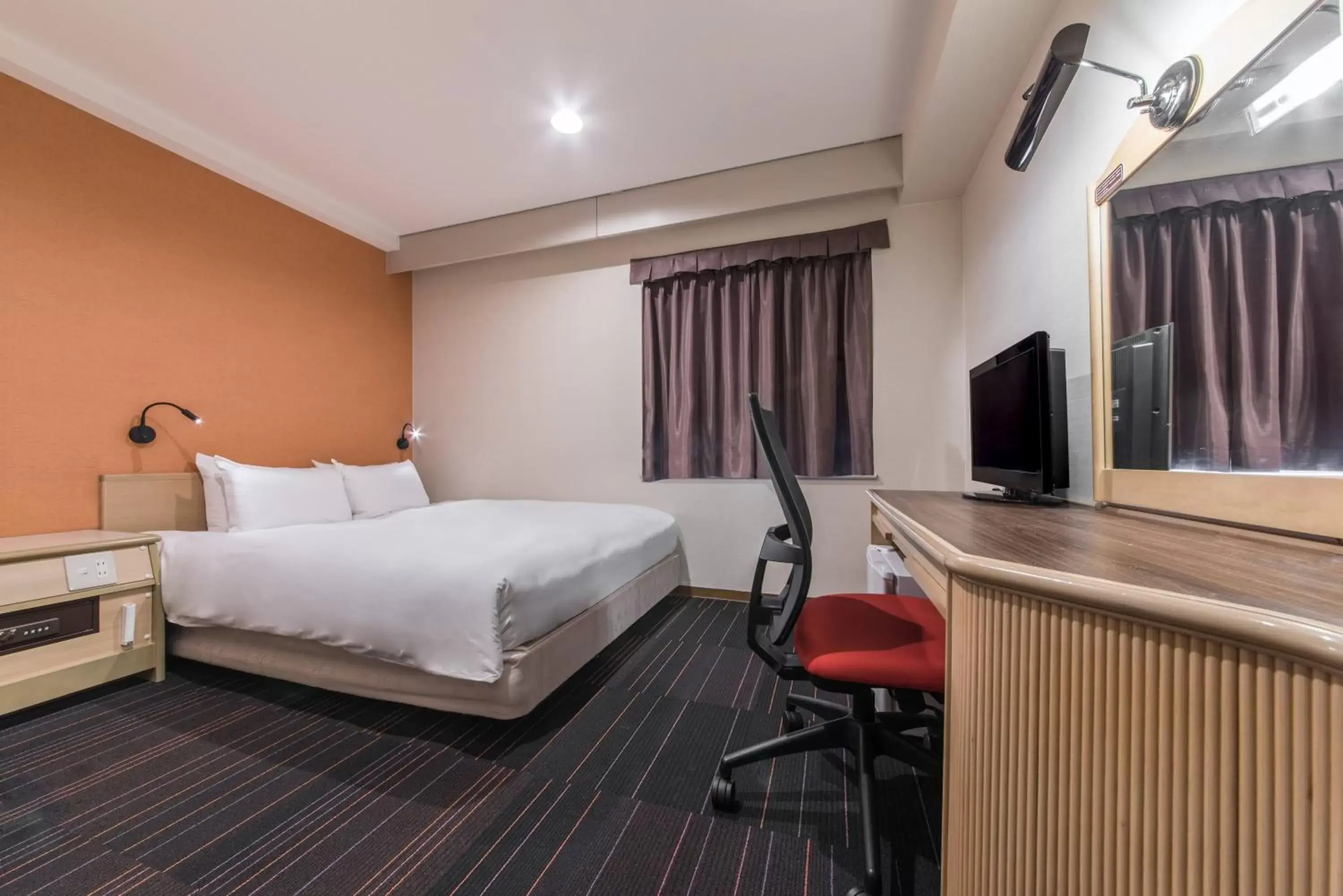 Bed in the b suidobashi Bed in the b suidobashi