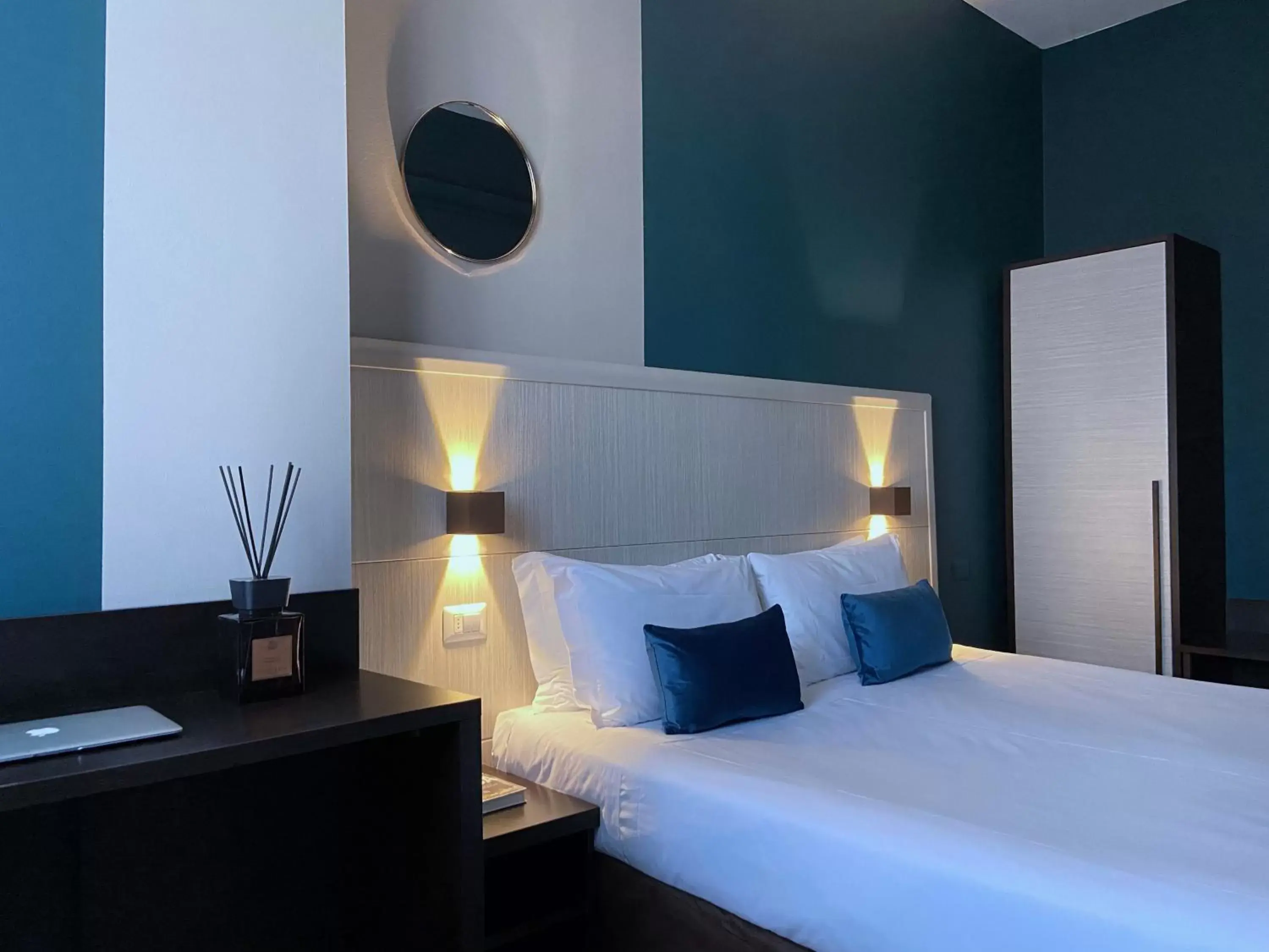 Bed in AV Hotel Milano