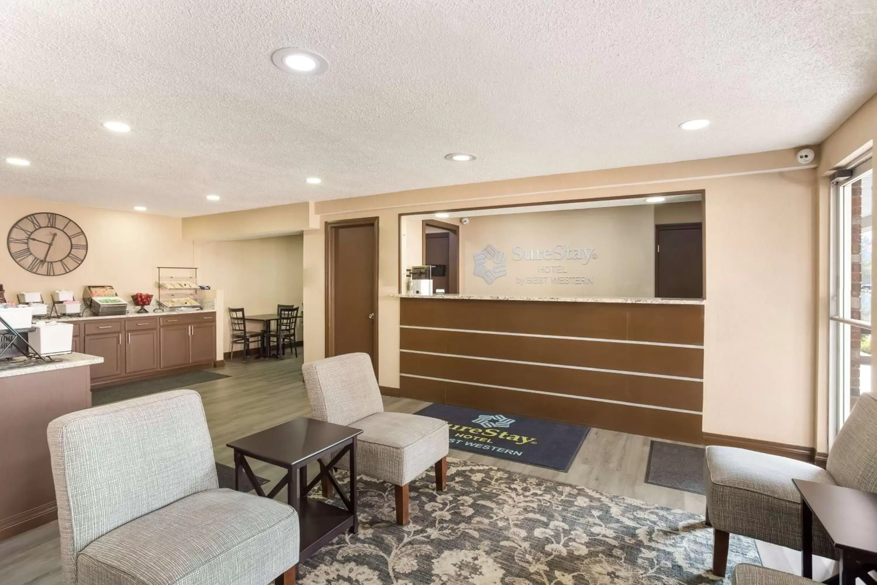 Lobby or reception, Lobby/Reception in SureStay Hotel by Best Western Summersville