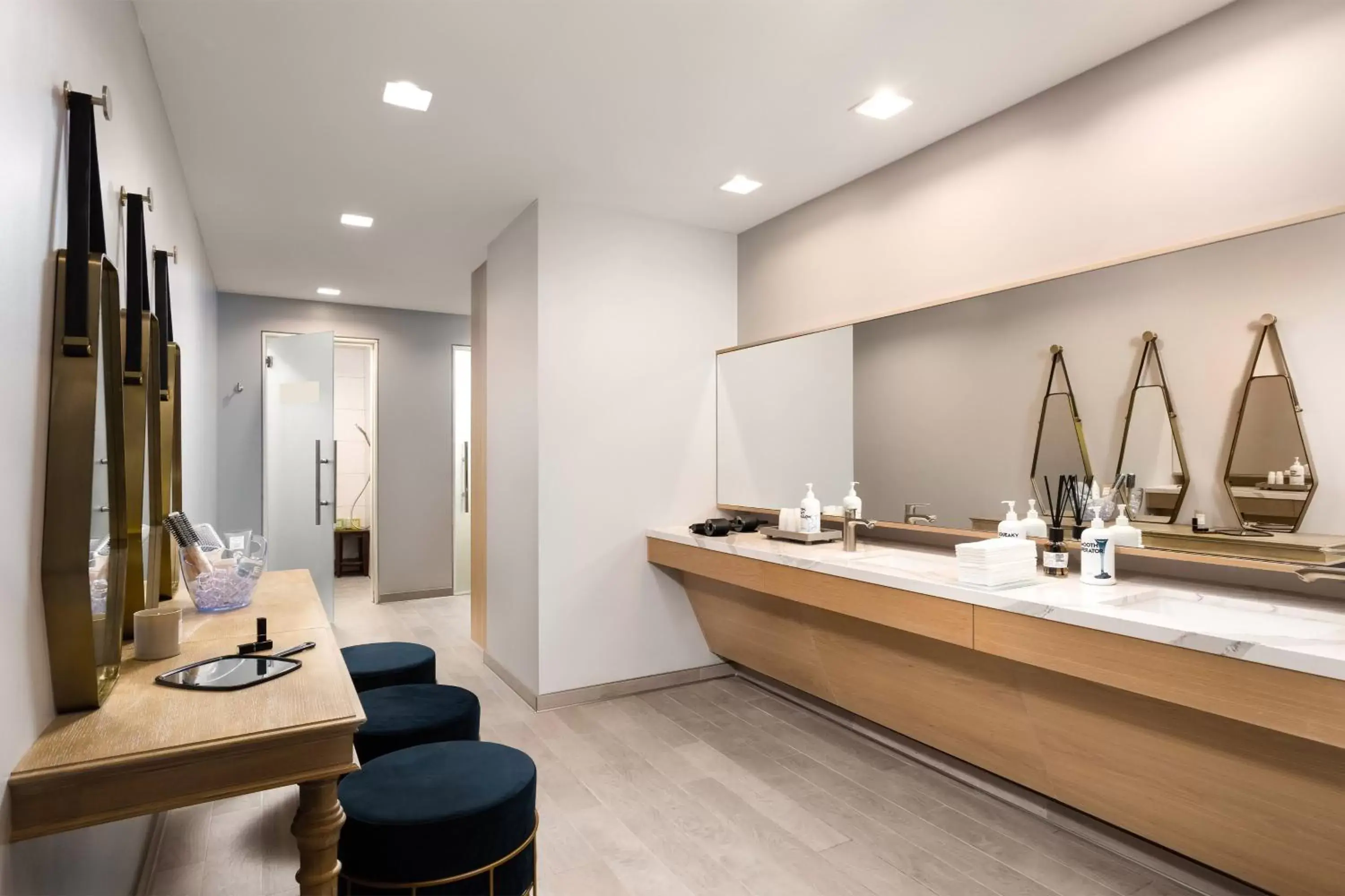 Spa and wellness centre/facilities, Bathroom in W Scottsdale