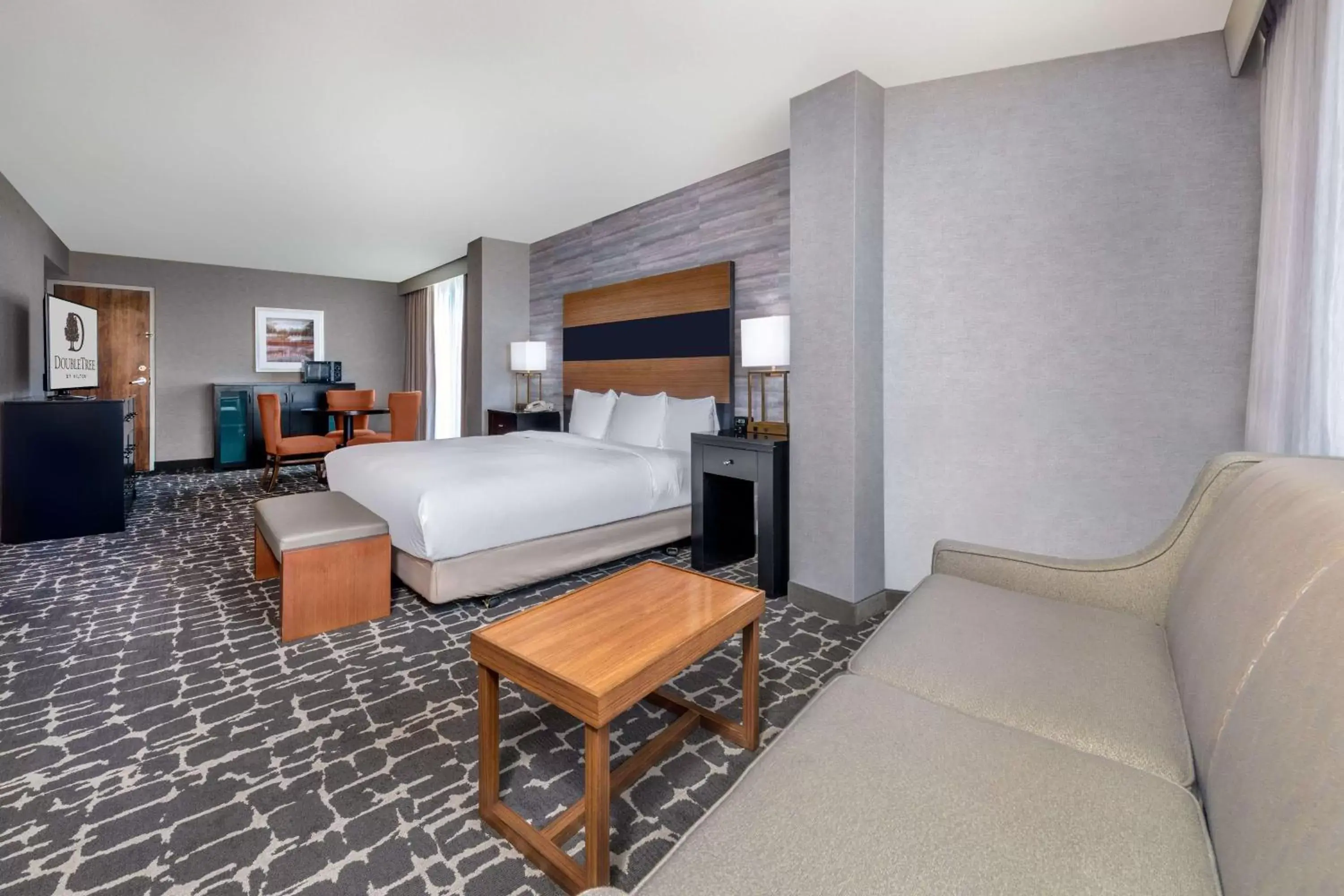 Bedroom in DoubleTree by Hilton Hotel Denver - Aurora