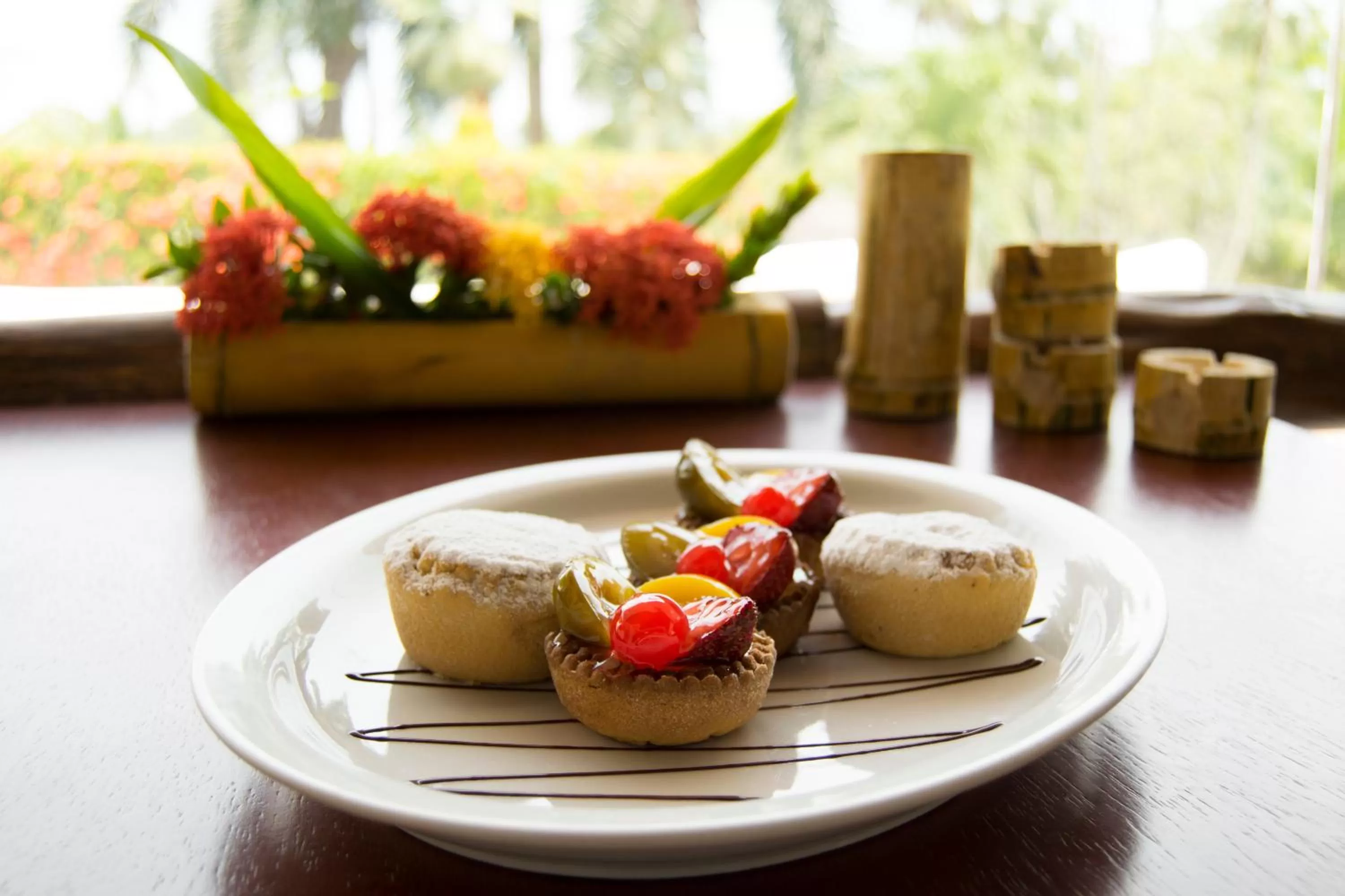 Restaurant/places to eat in Amatique Bay Hotel