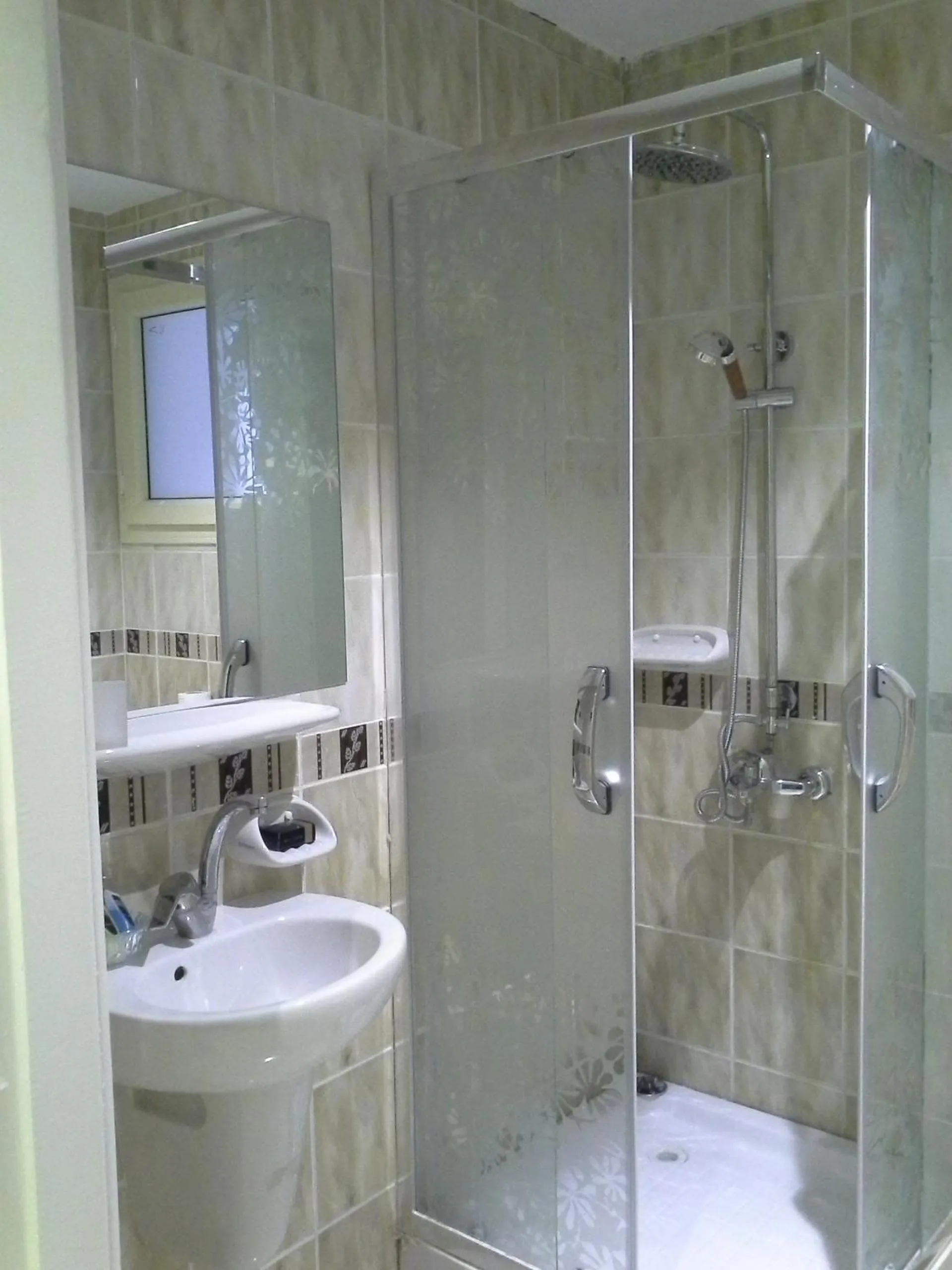 Bathroom in Alexander The Great Hotel