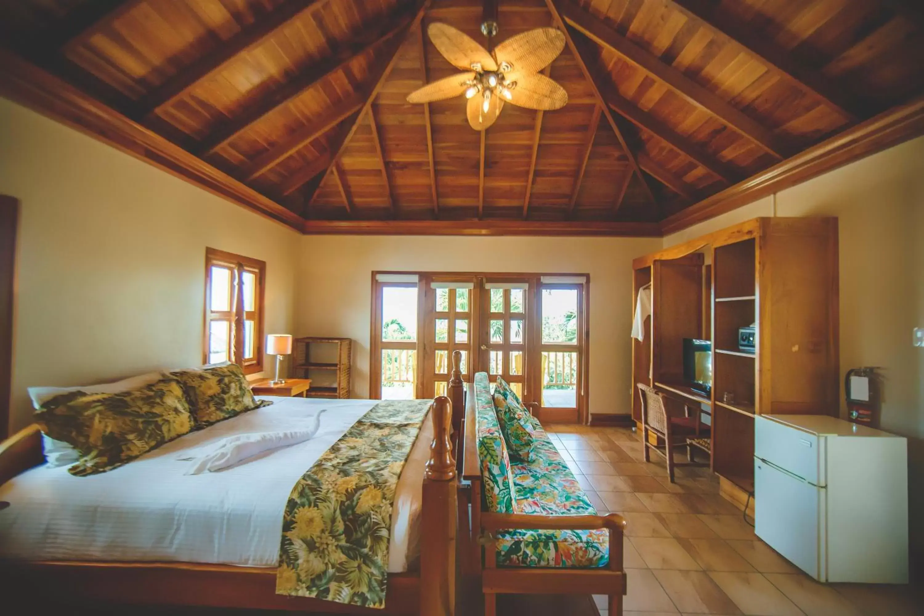 Bedroom in Ocean Cliff Hotel Negril Limited