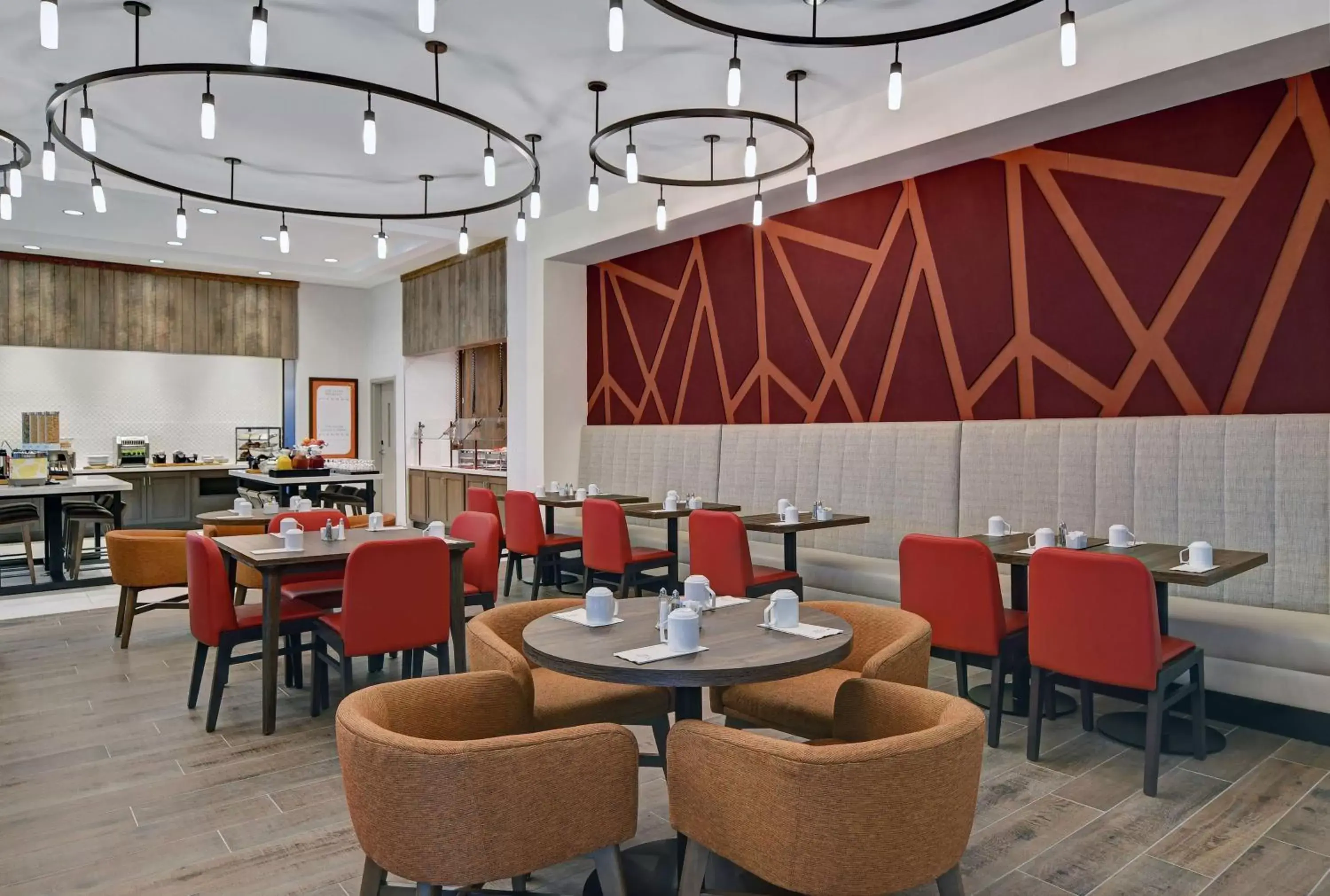 Restaurant/Places to Eat in Hilton Garden Inn Madison Huntsville Airport