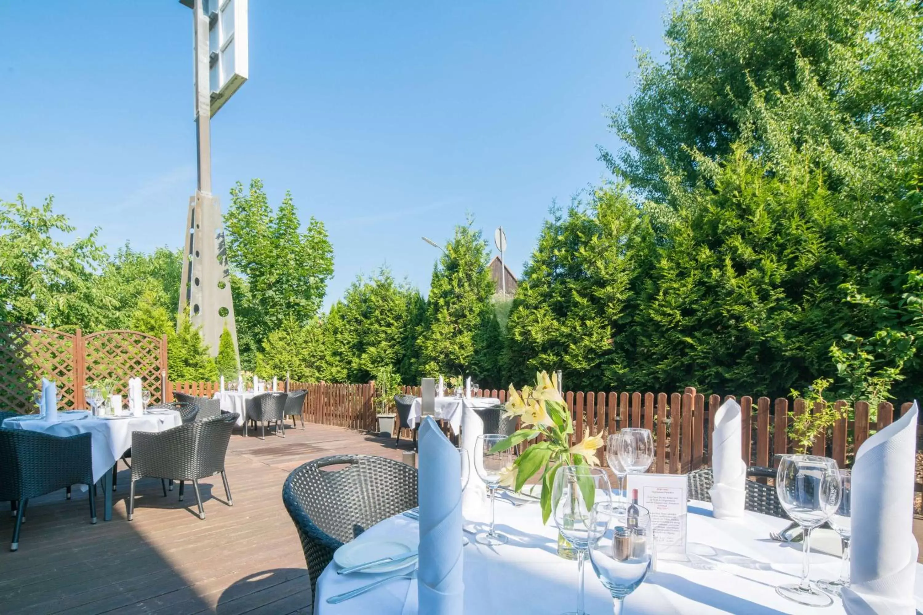 Property building, Restaurant/Places to Eat in Best Western Hotel Helmstedt am Lappwald