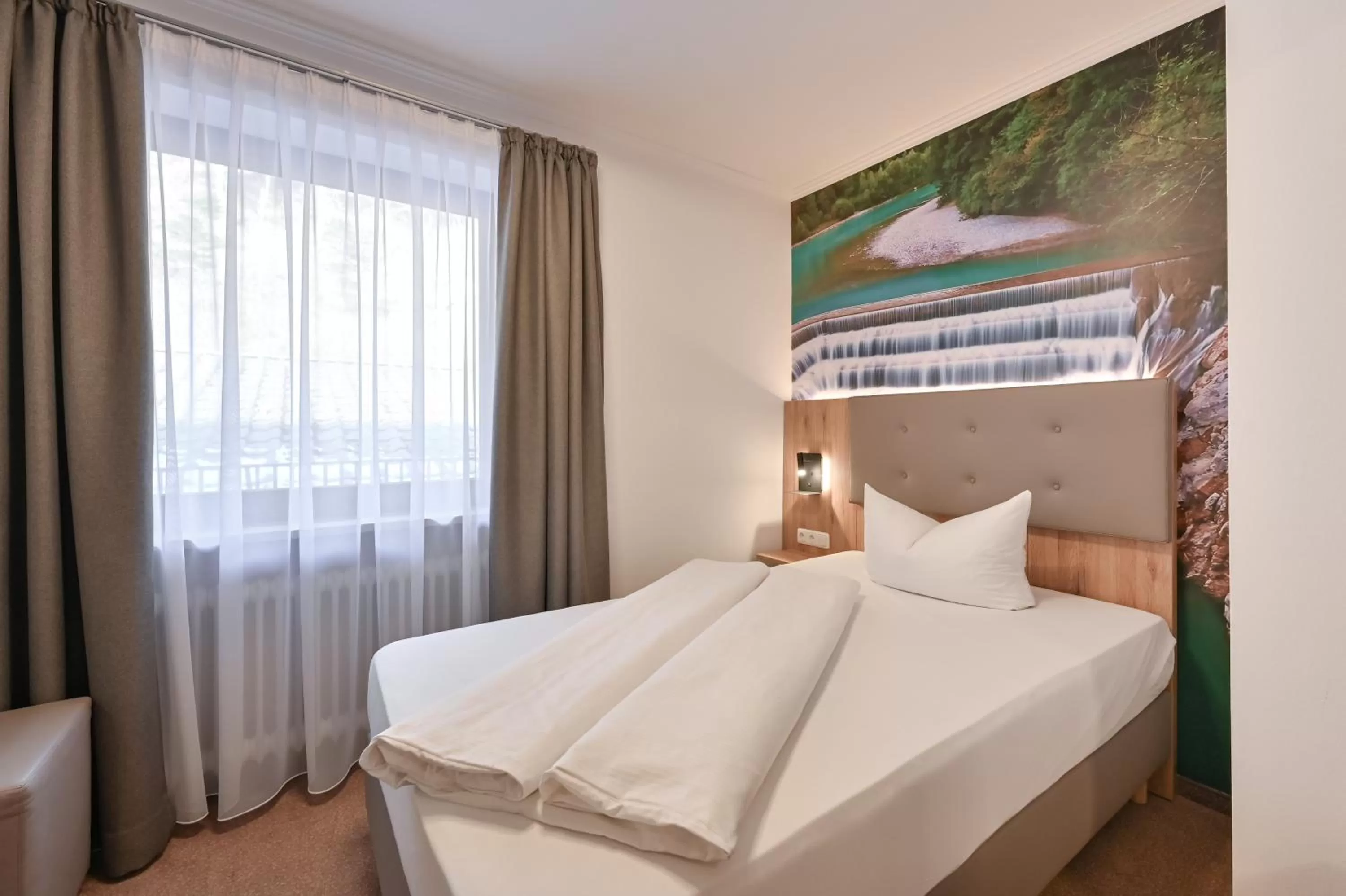 Photo of the whole room, Bed in Hotel Ruchti - Zeit für mich