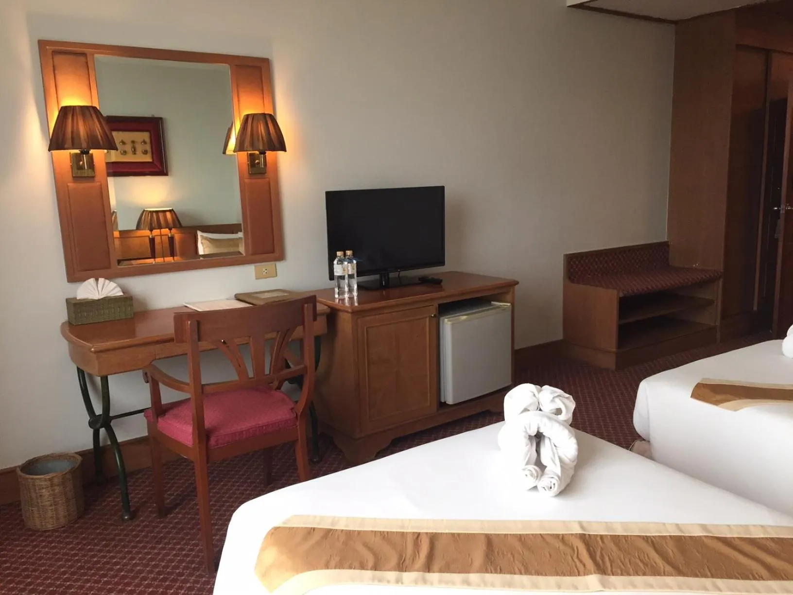 Bed in Laithong Hotel