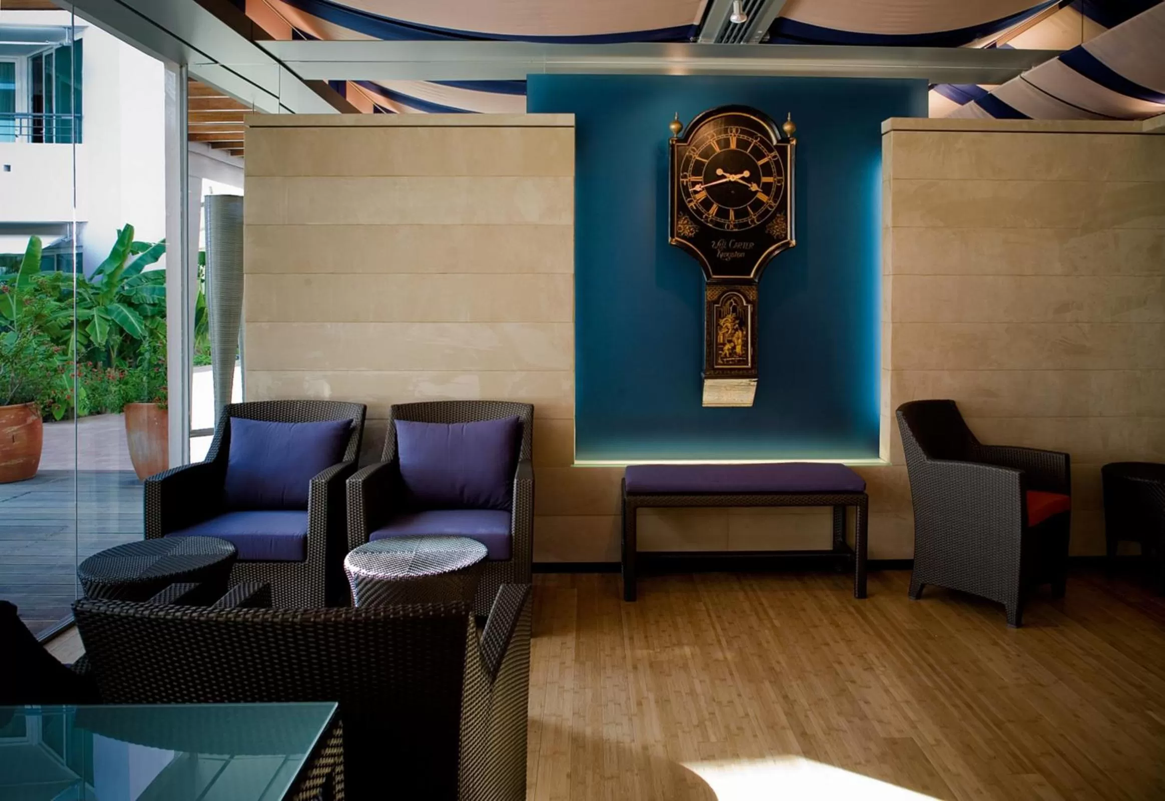 Lounge or bar in Curacao Avila Beach Hotel