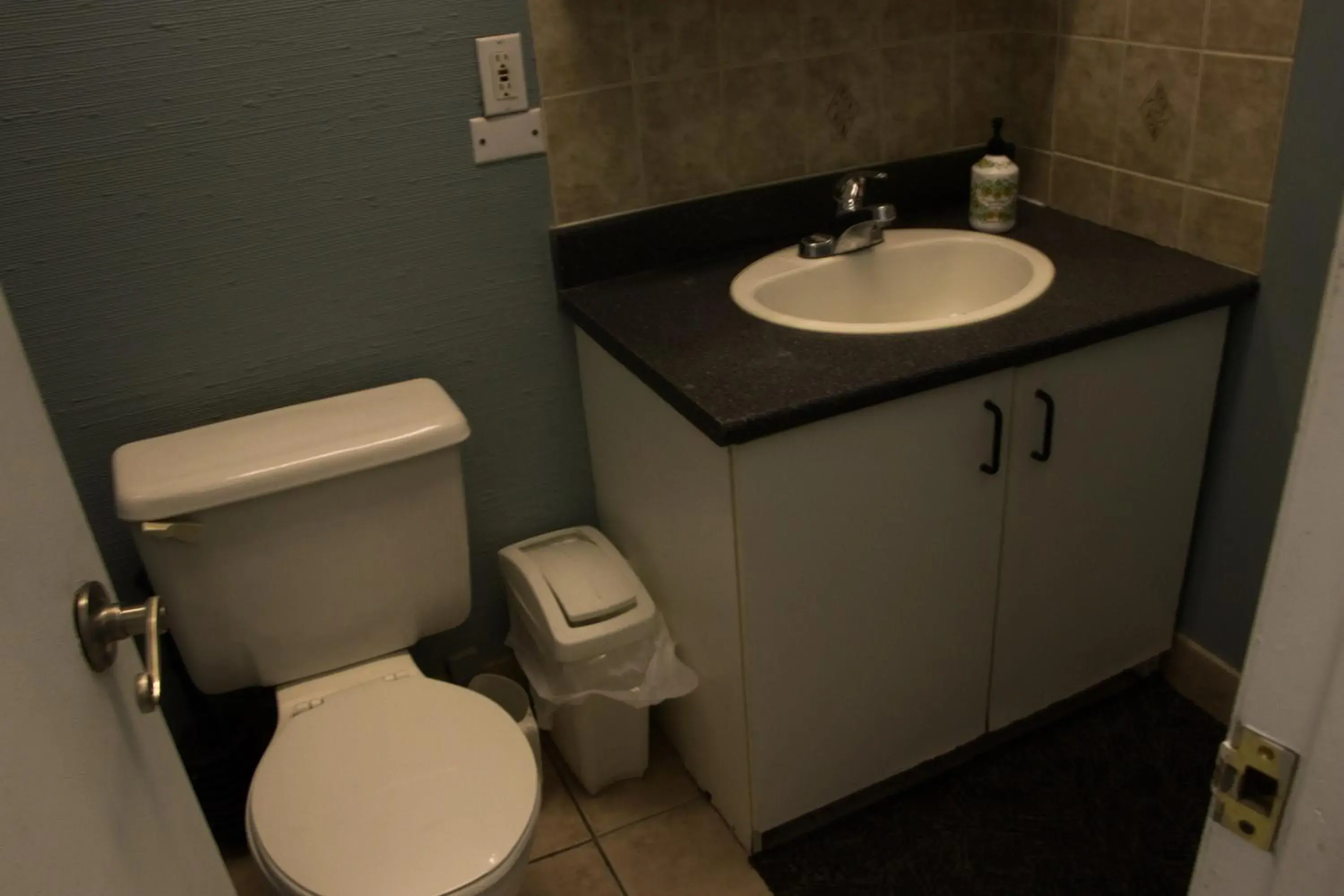 Bathroom in Saint Lawrence Residences and Suites