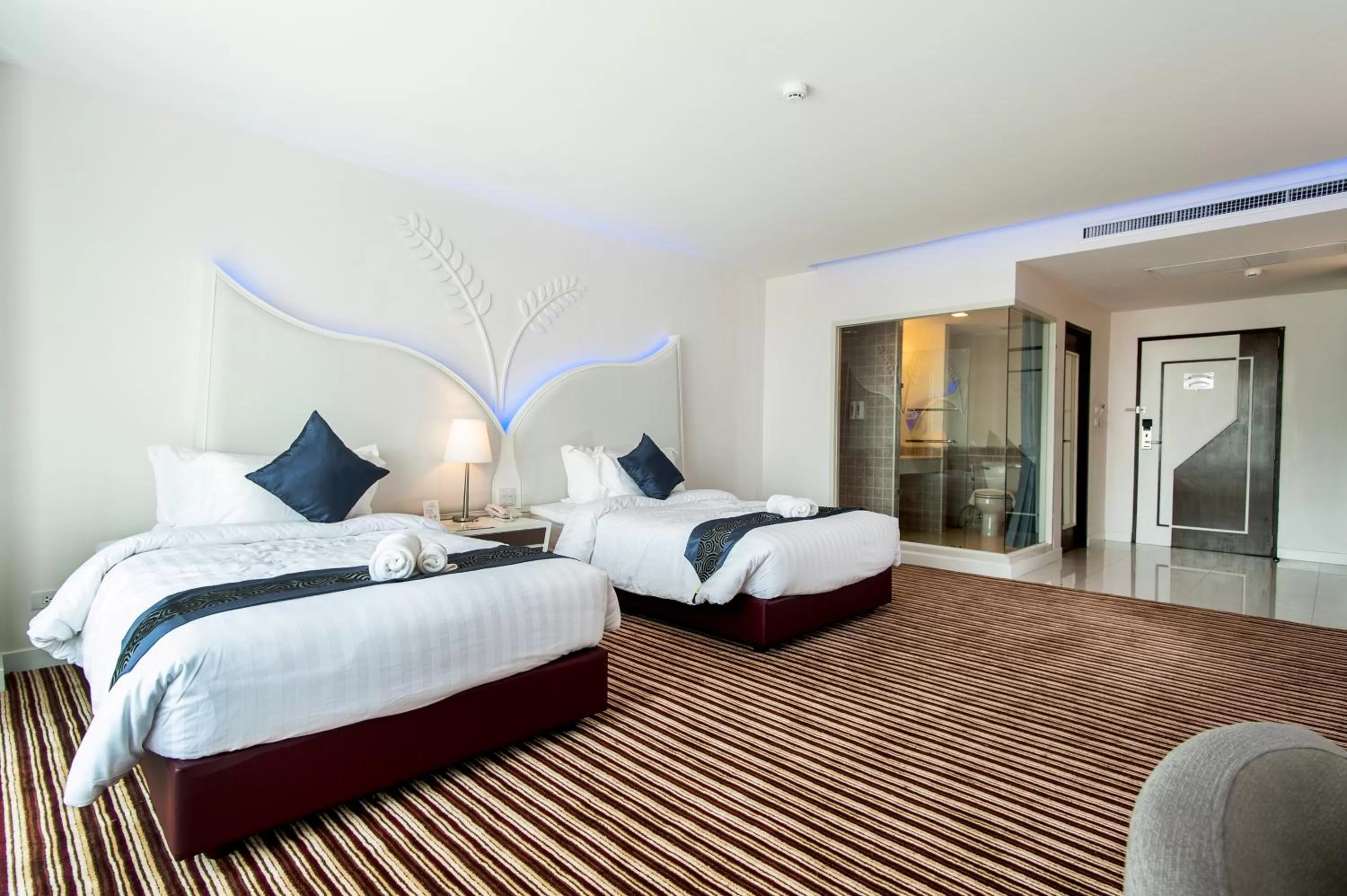 Superior Twin Room in The Paradiso JK Design Hotel