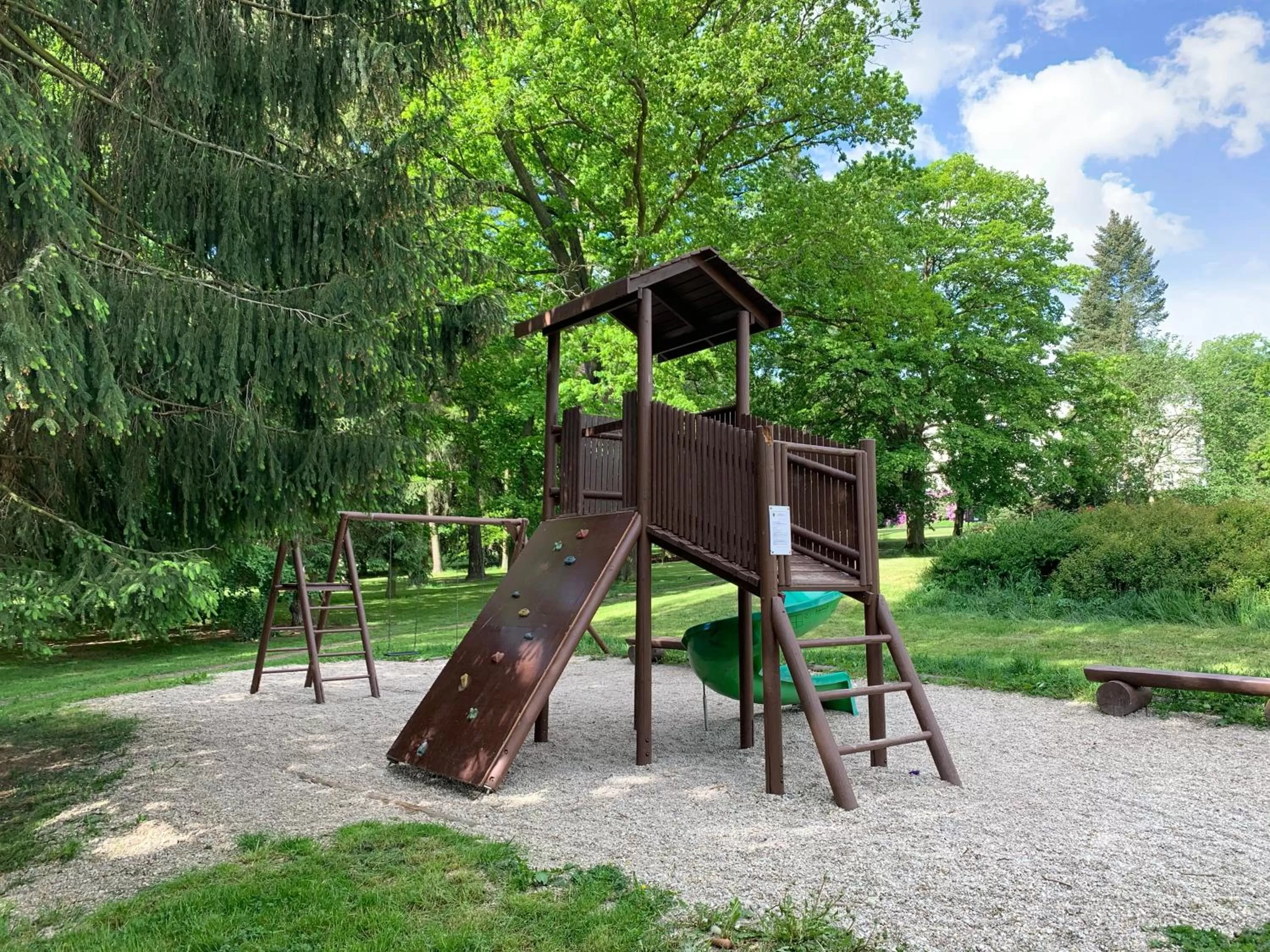 Children play ground in Parkhotel Carlsbad Inn
