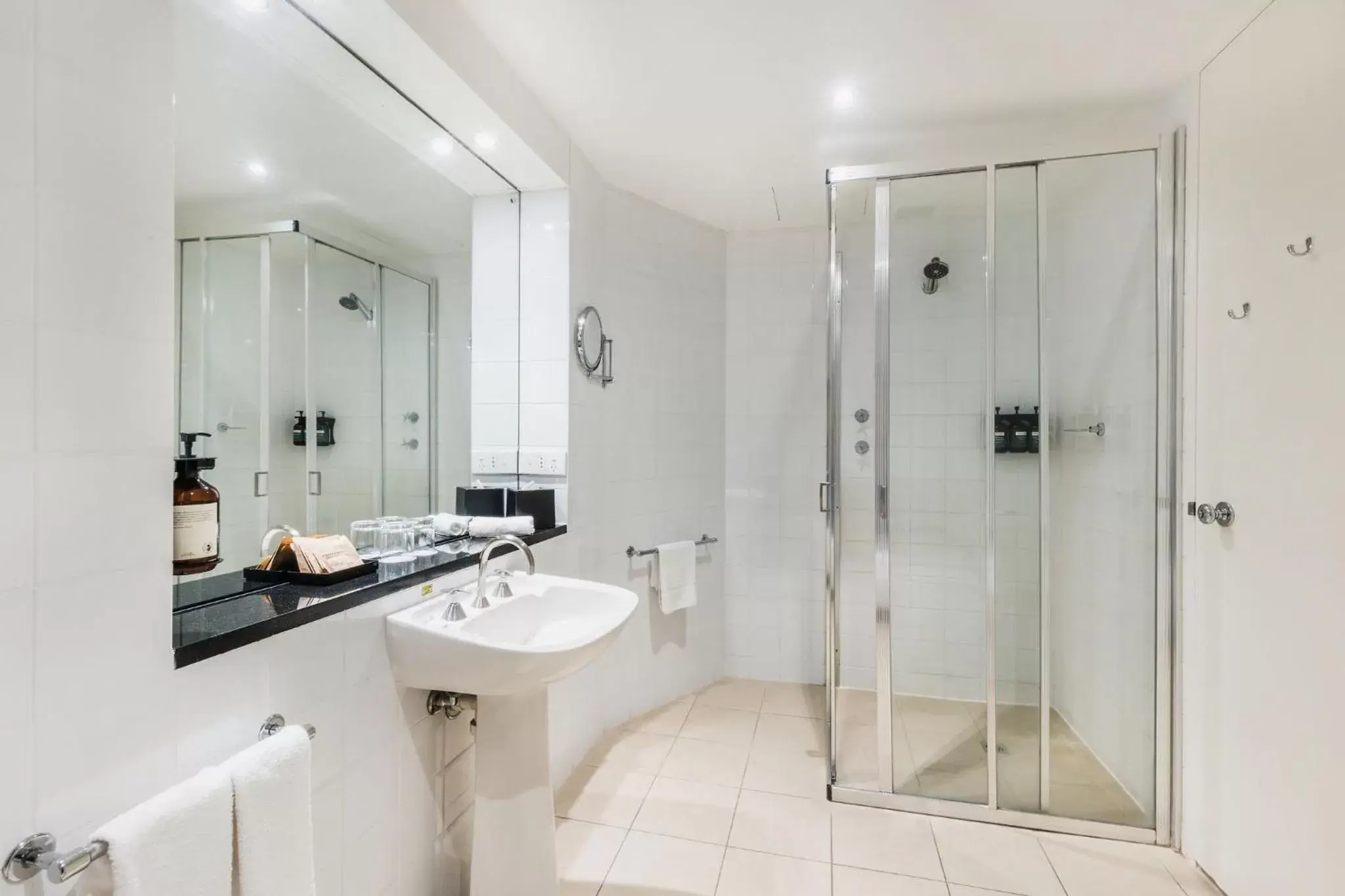 Shower, Bathroom in Crowne Plaza Canberra, an IHG Hotel