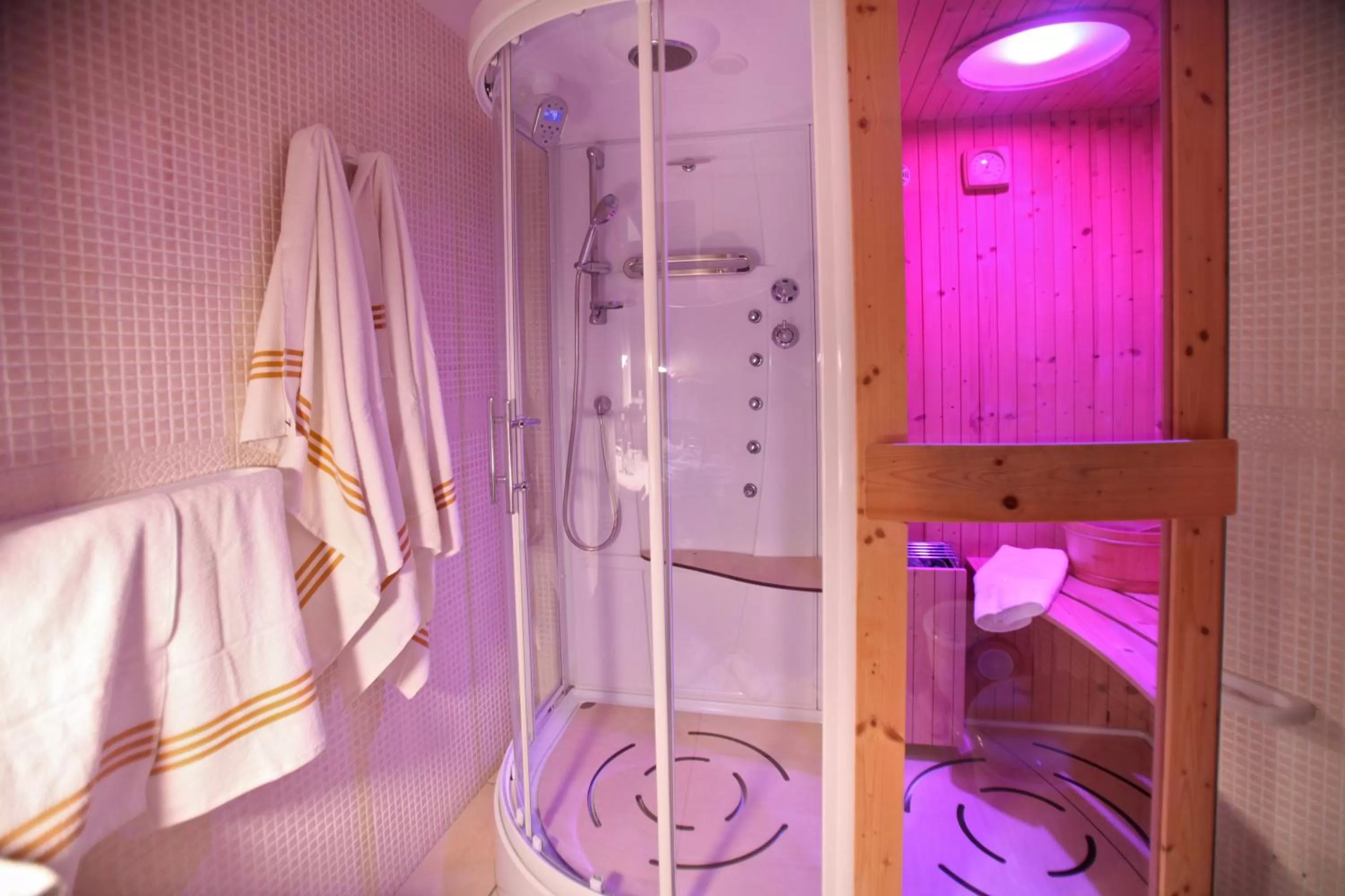 Bathroom in Convitalia