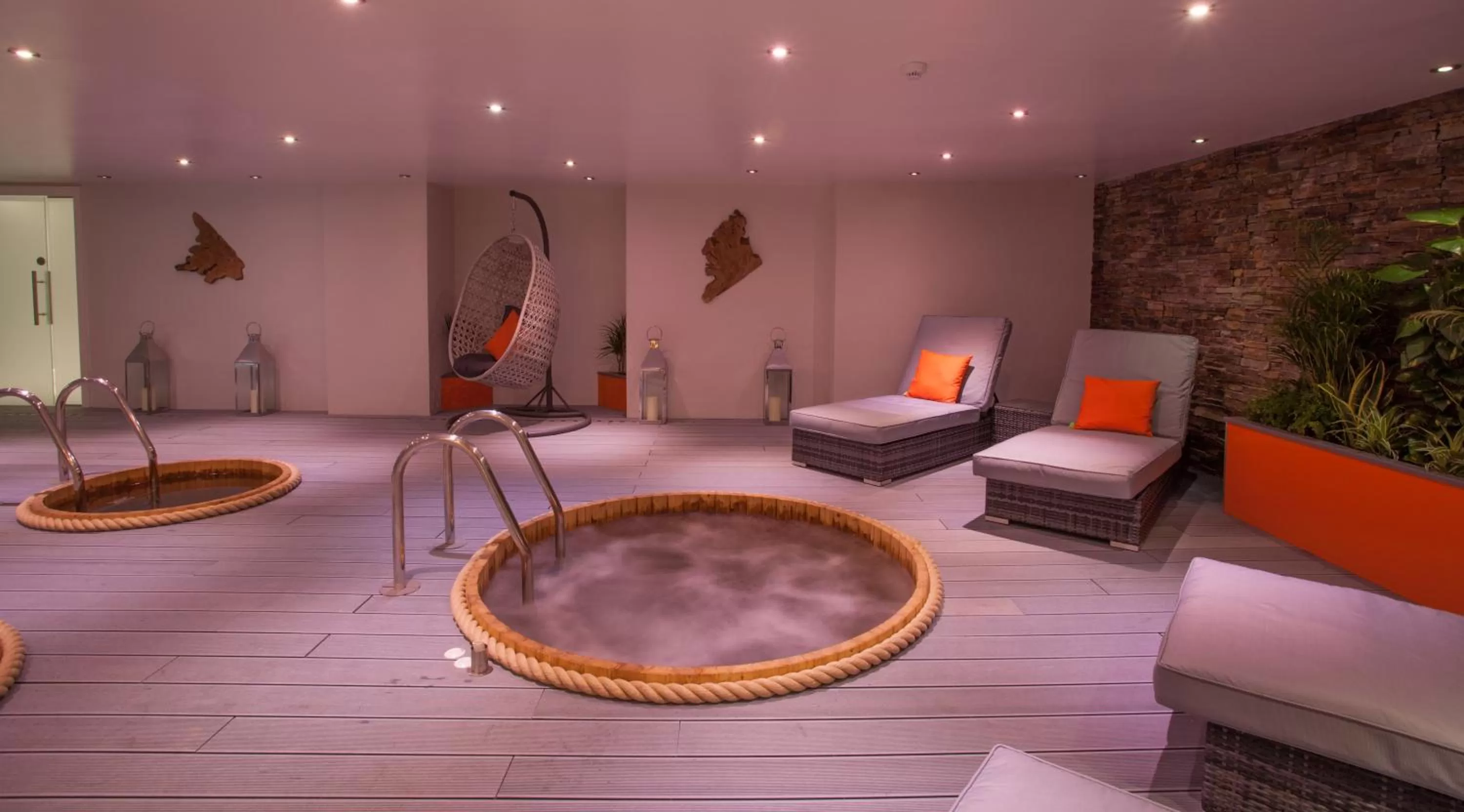 Hot Tub in Netherwood Hotel & Spa