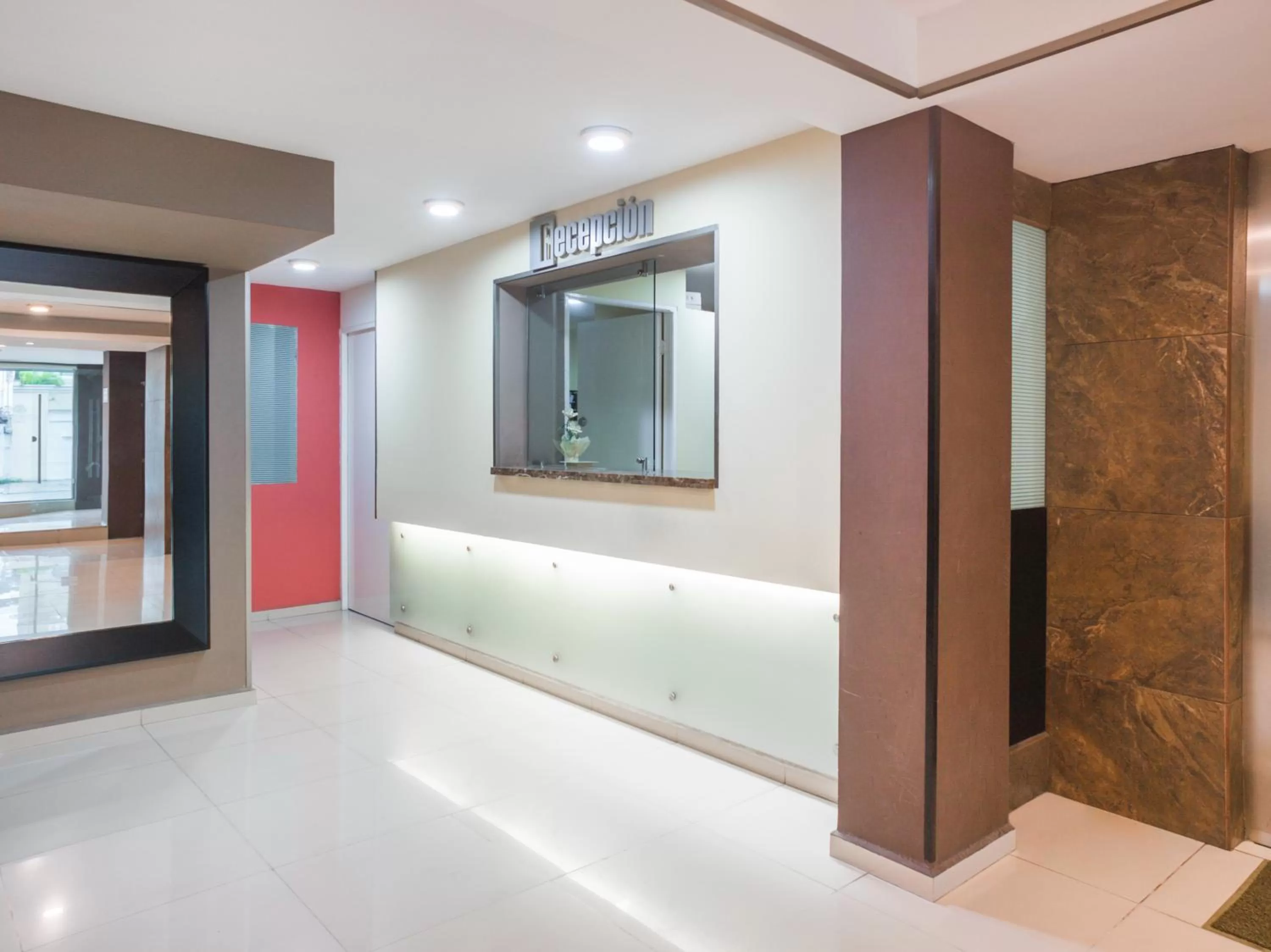 Lobby or reception in Veracruz Suites Hotel