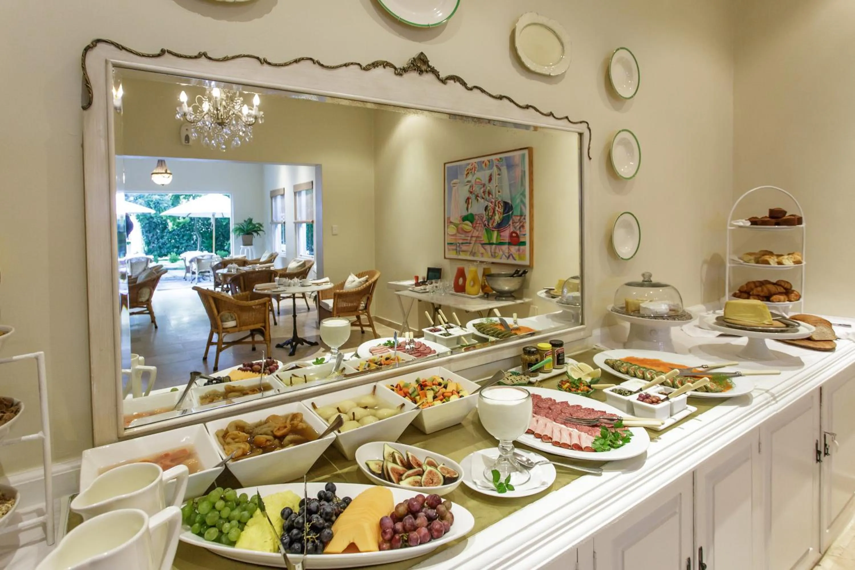 Restaurant/places to eat in Rosenhof Boutique Hotel