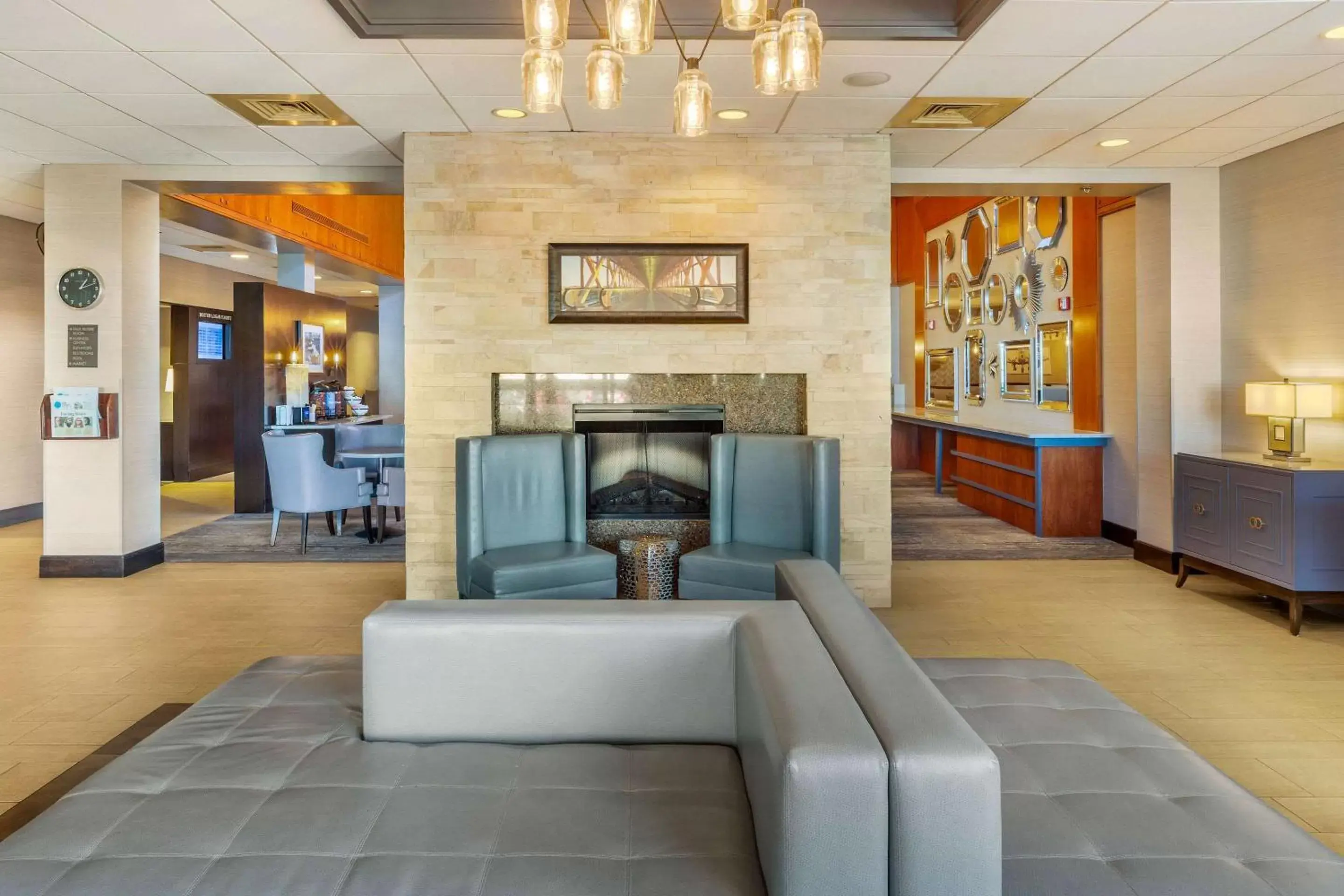 Lobby or reception, Lobby/Reception in Comfort Inn & Suites Logan International Airport