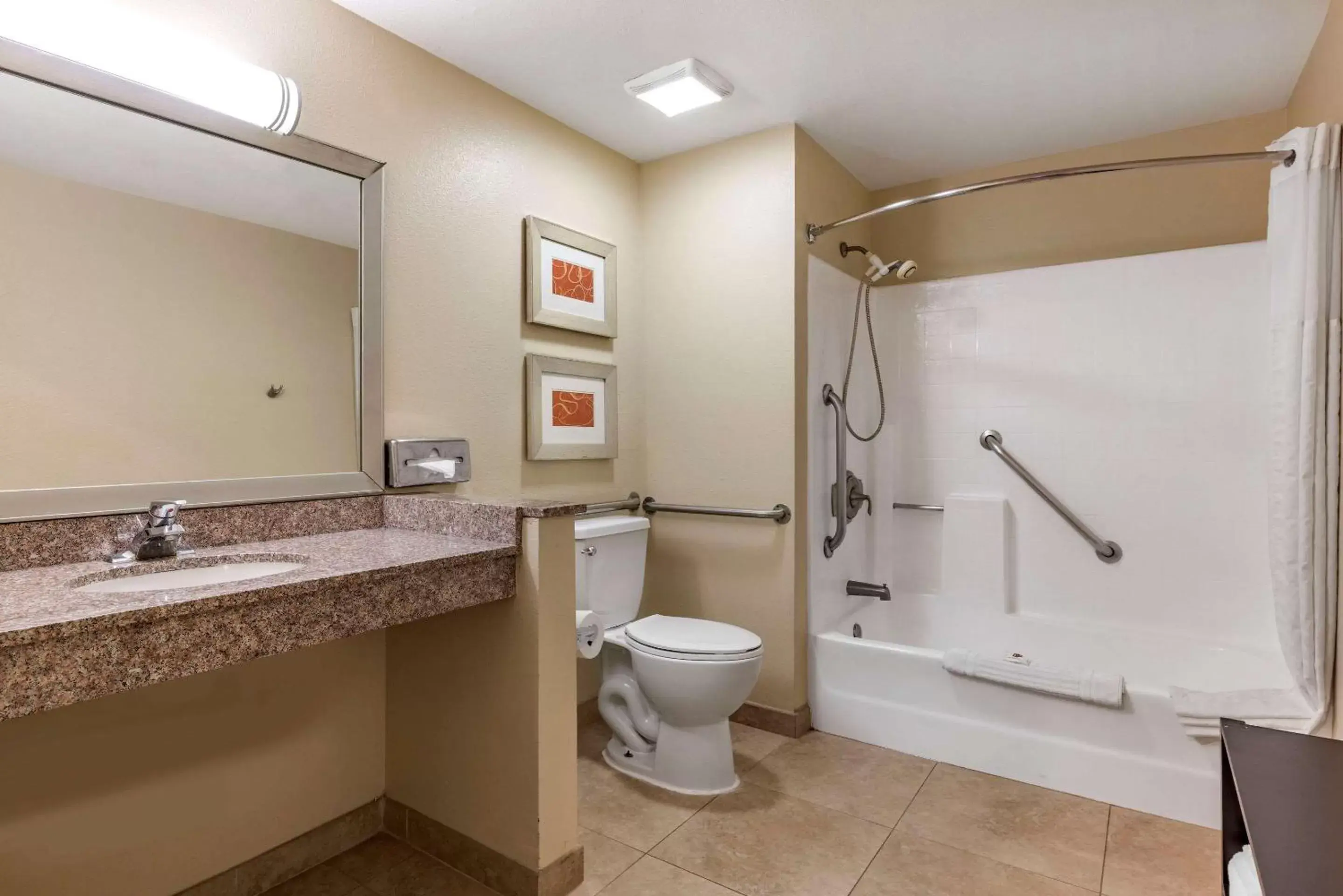 Photo of the whole room, Bathroom in Comfort Inn & Suites Huntington Beach