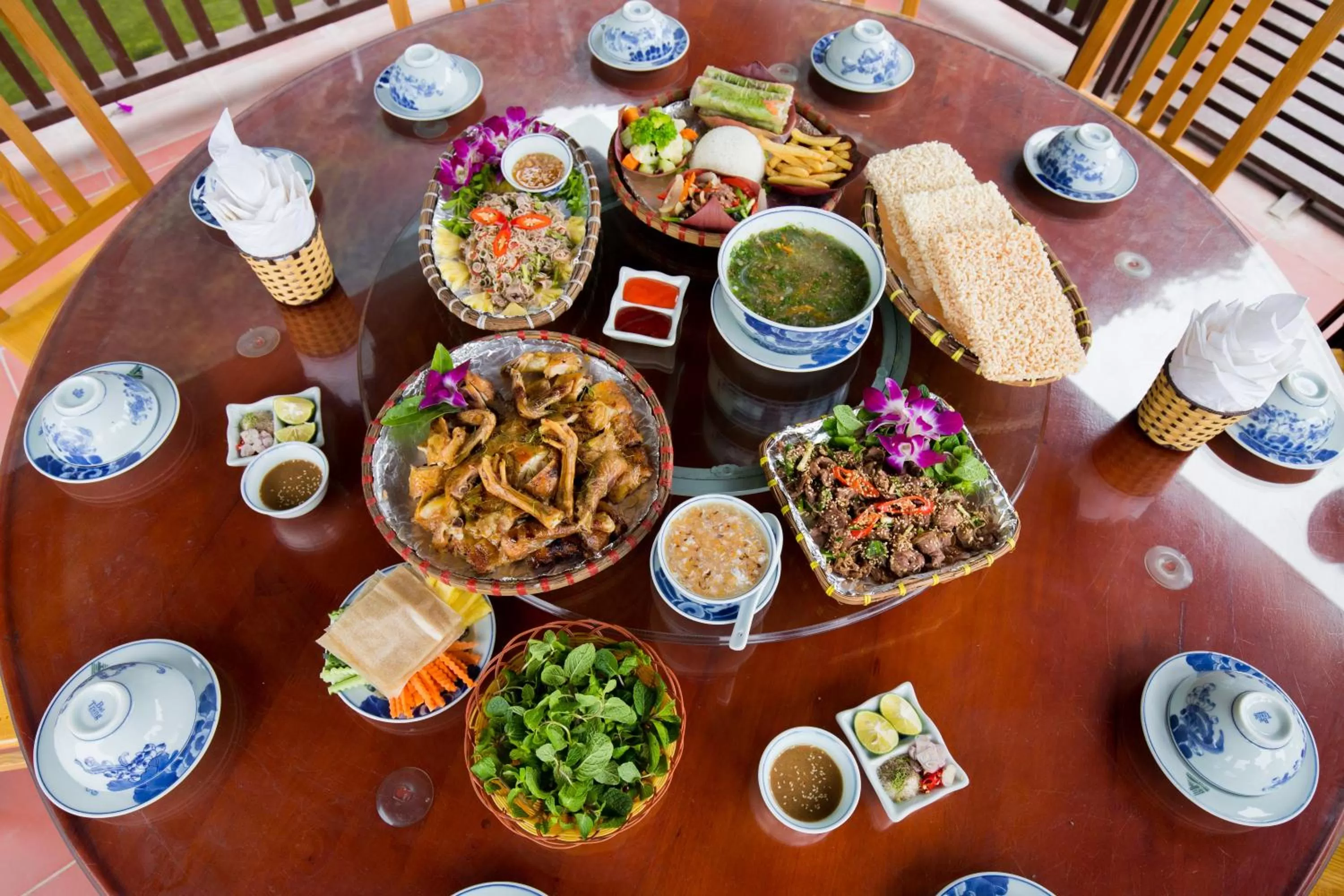 Food in Mua Caves Ecolodge (Hang Mua)