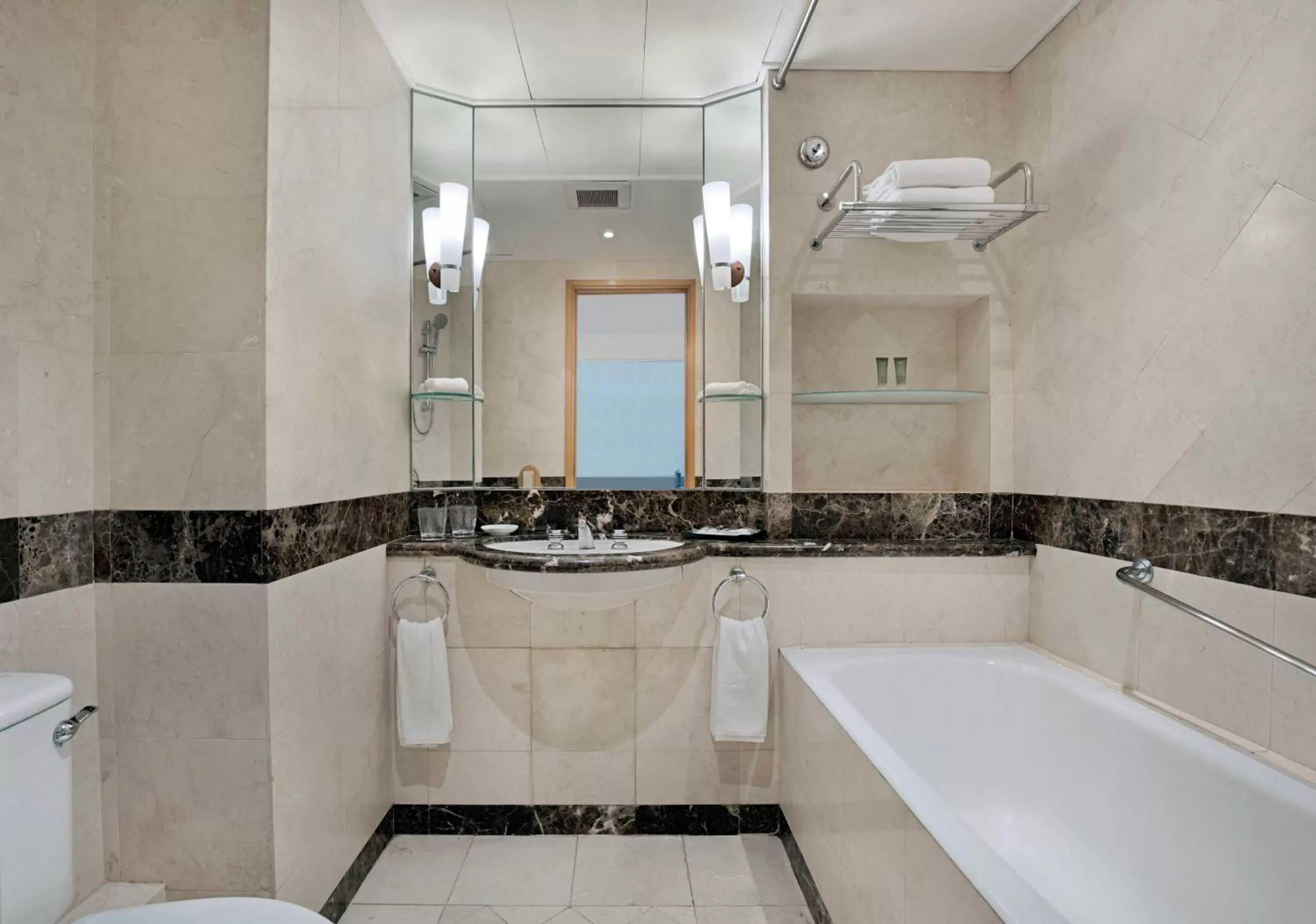 Bathroom in Harbour Plaza Resort City