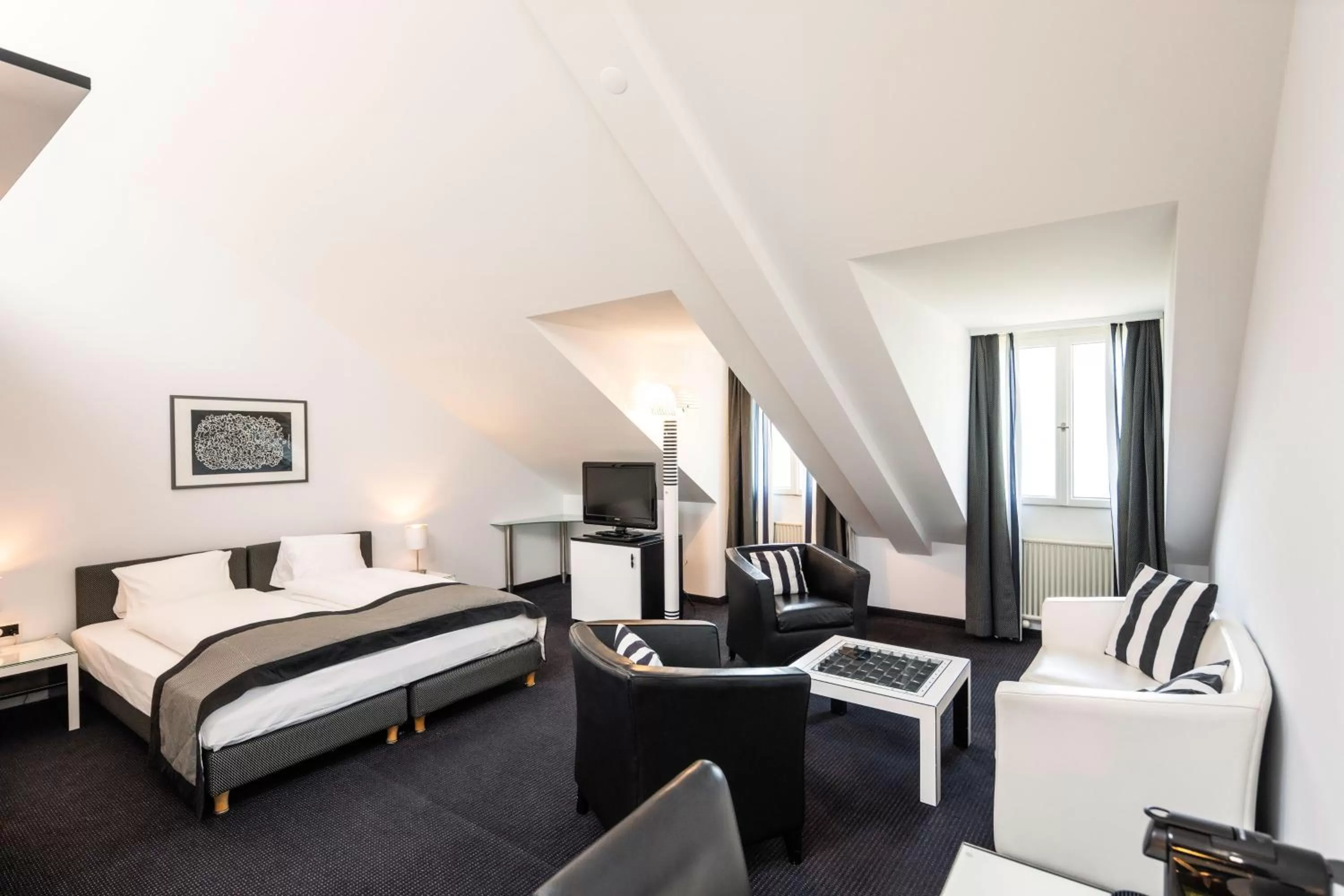 Photo of the whole room, Bed in Hotel Seeburg