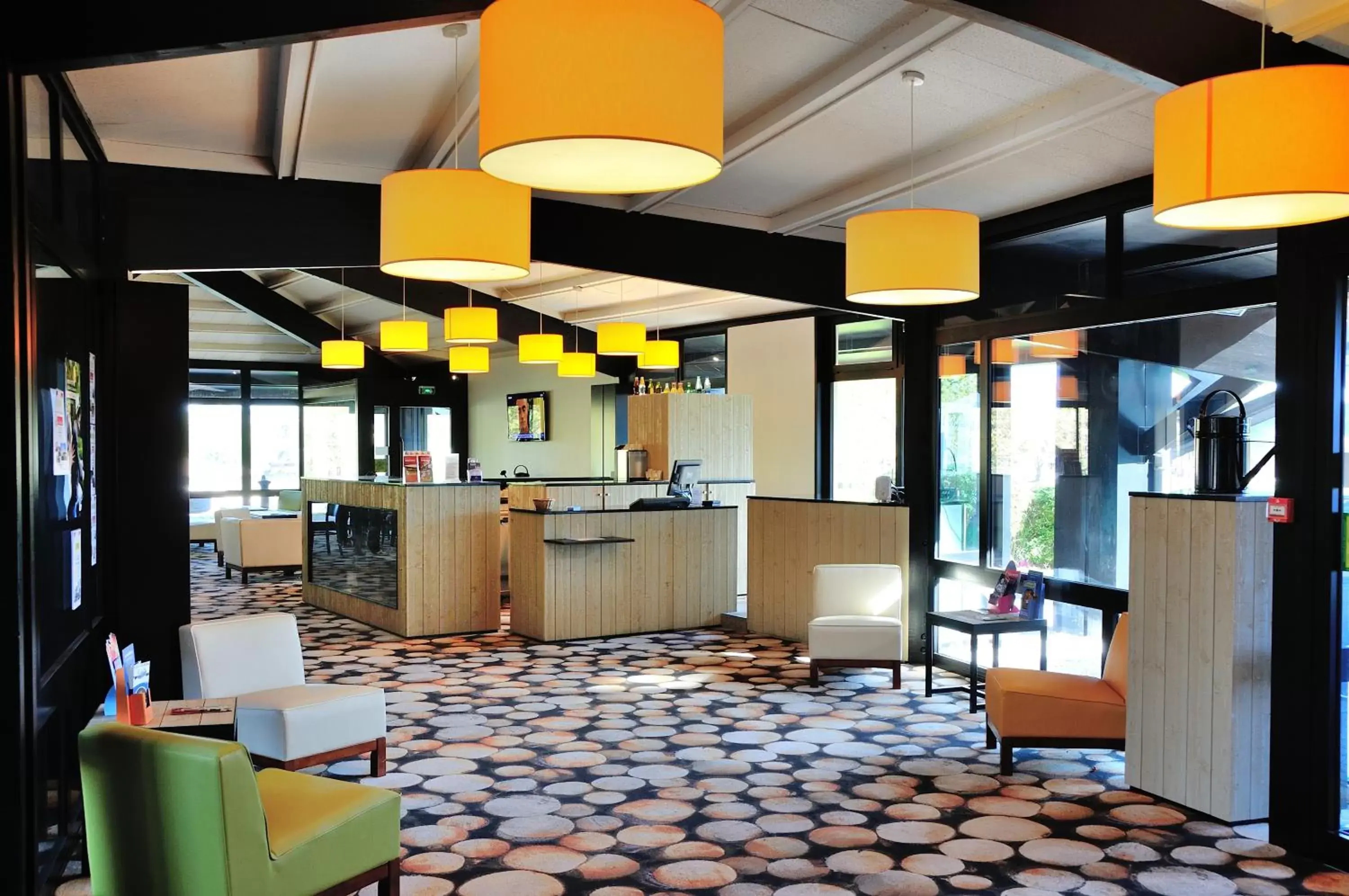 Lobby or reception, Restaurant/Places to Eat in Relais Fasthotel Port Lauragais