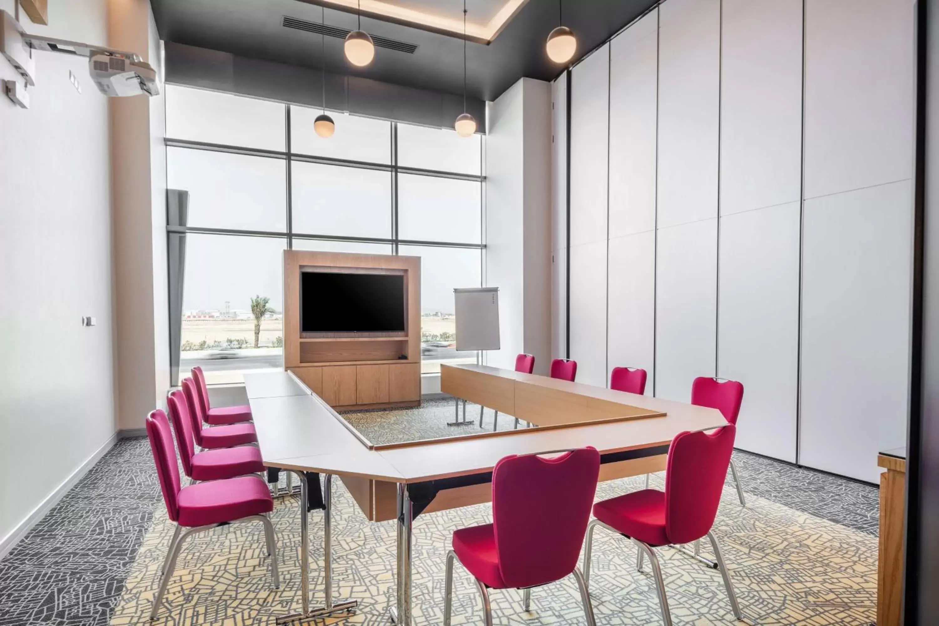 Meeting/conference room in Park Inn by Radisson Jeddah Madinah Road