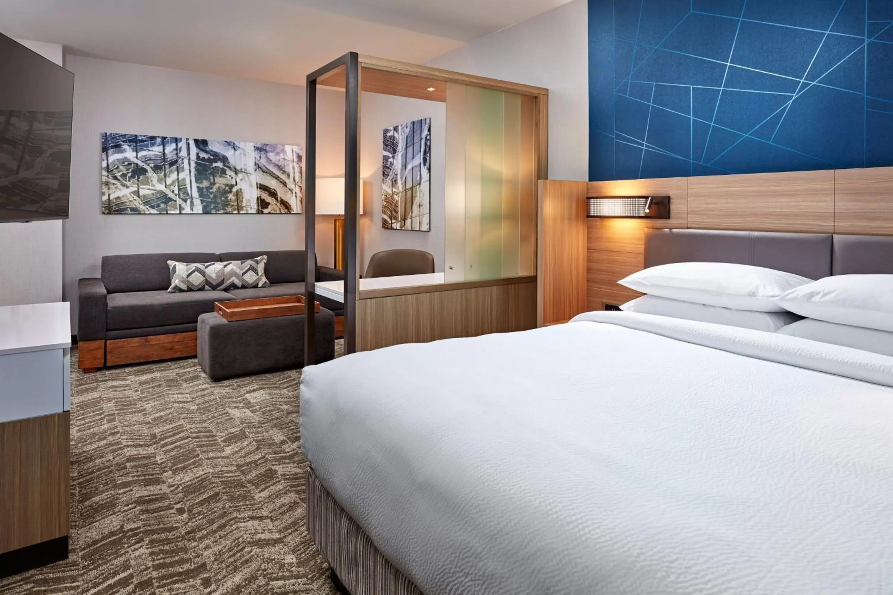 Bedroom, Bed in SpringHill Suites by Marriott Los Angeles Downey