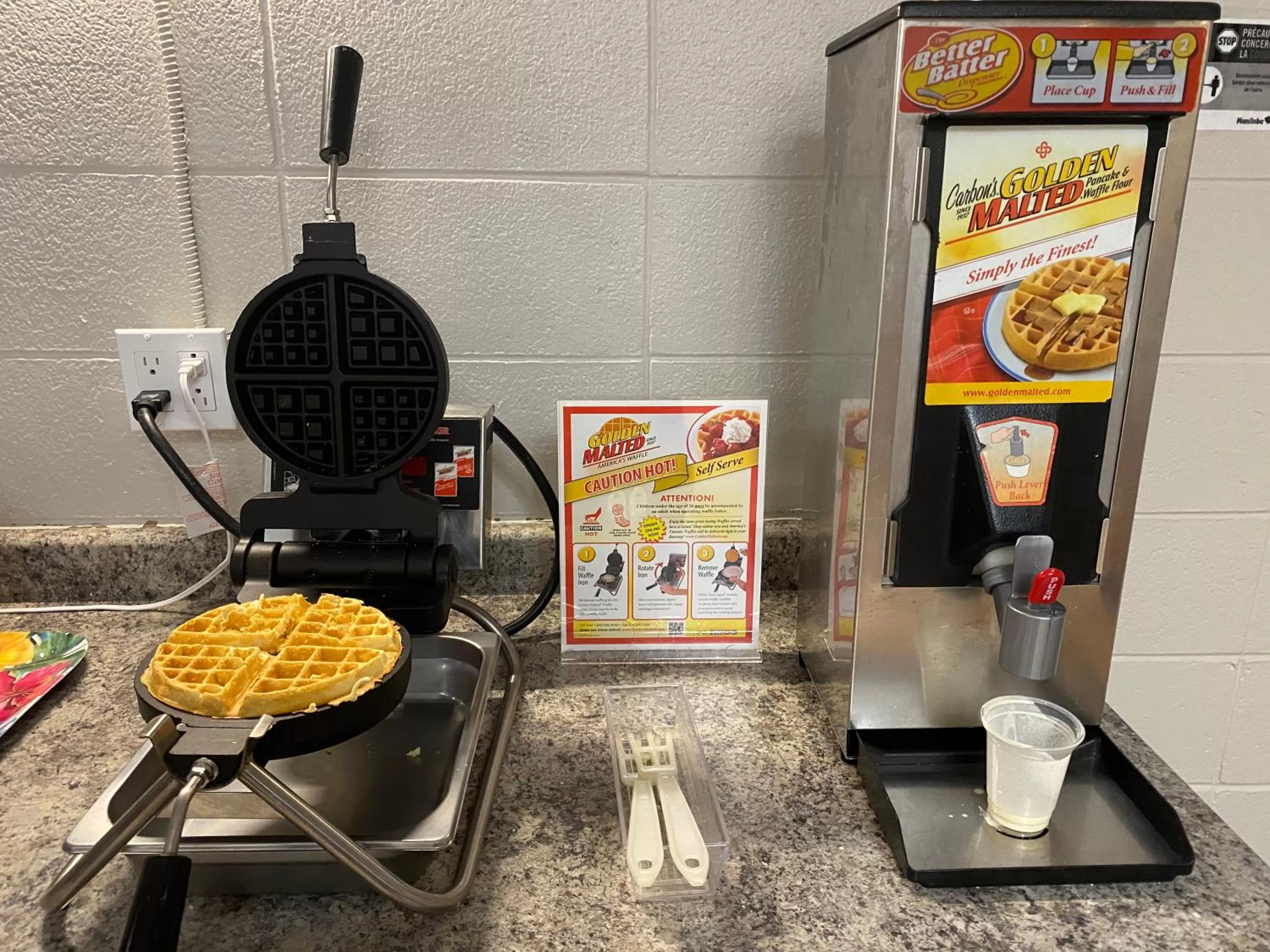 Continental breakfast in Dauphin Inn Express