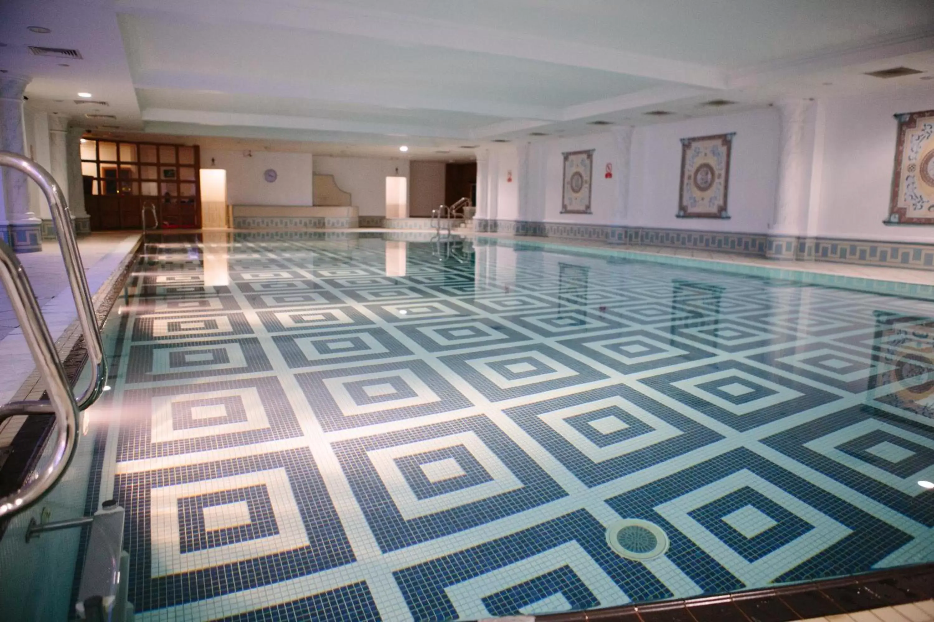 Swimming Pool in Inishowen Gateway Hotel