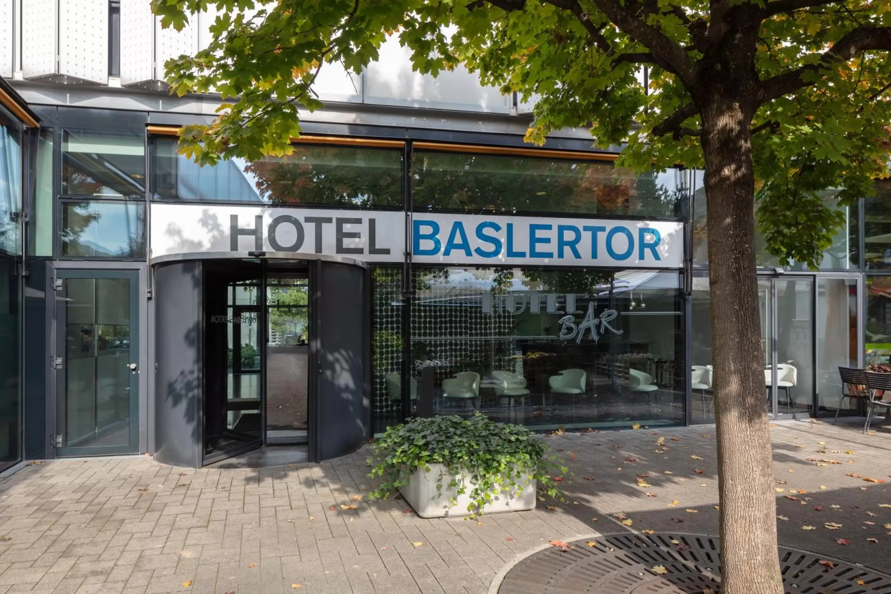 Facade/entrance in Hotel Baslertor