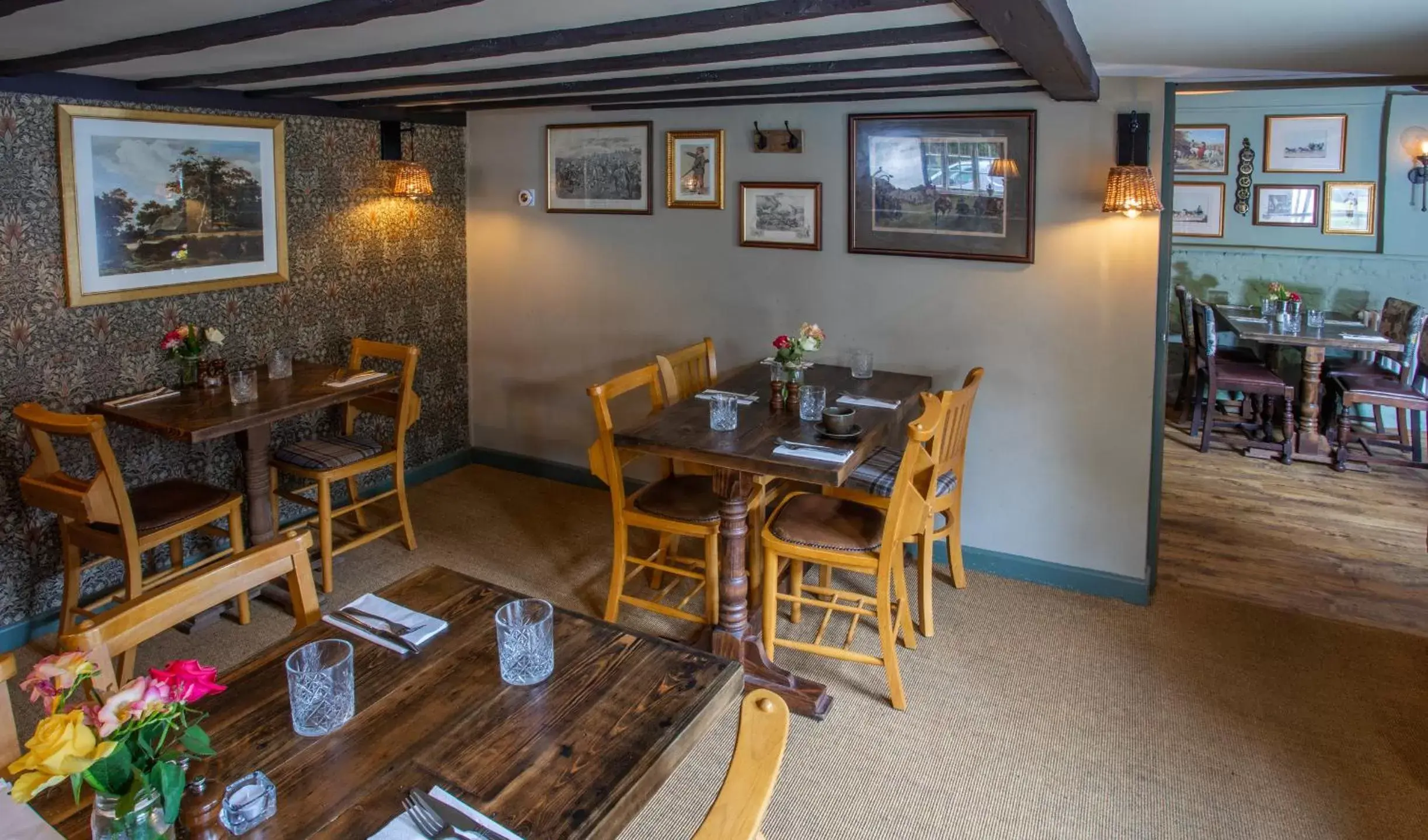 Restaurant/Places to Eat in The White Lion, Soberton