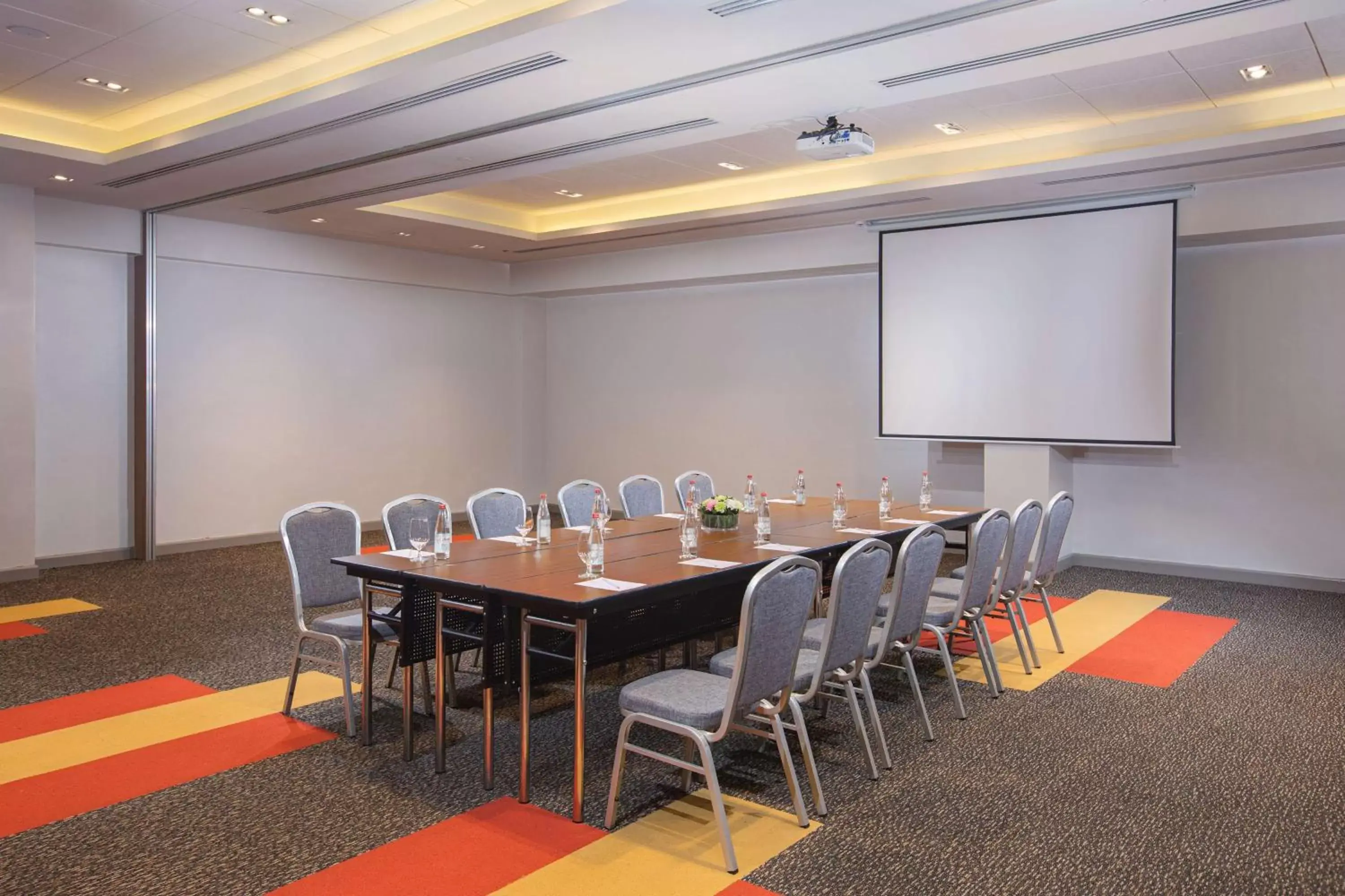 Meeting/conference room in Park Inn By Radisson Clark