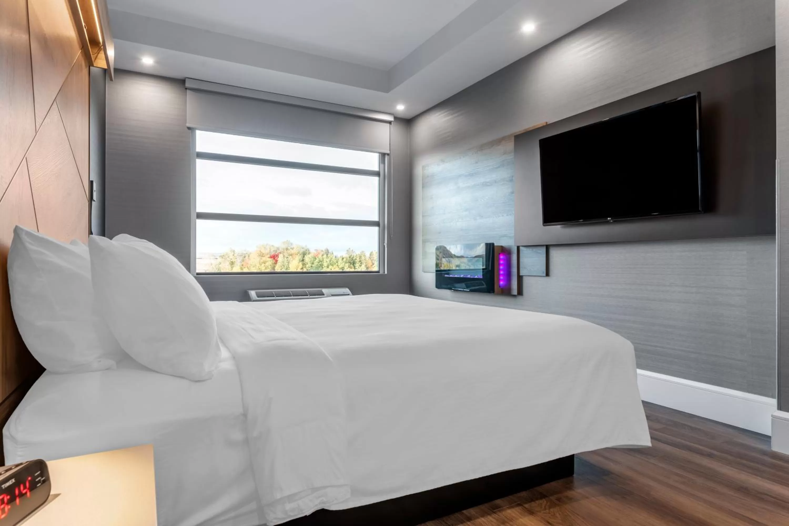 Bed in Quality Hotel & Conference Centre