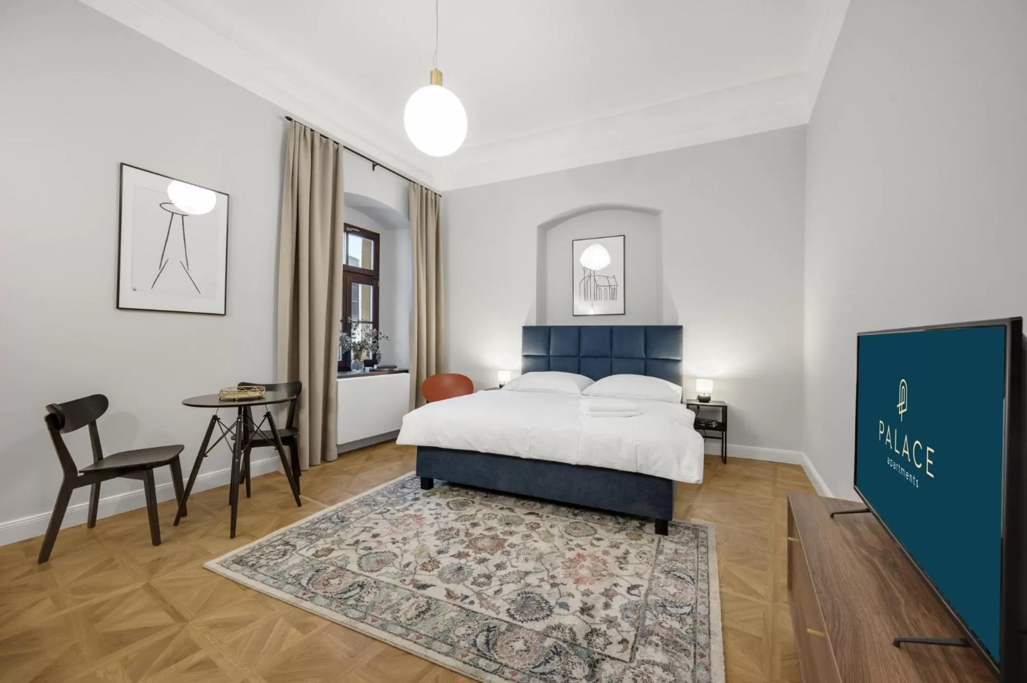 TV and multimedia, Bed in Palace Apartments