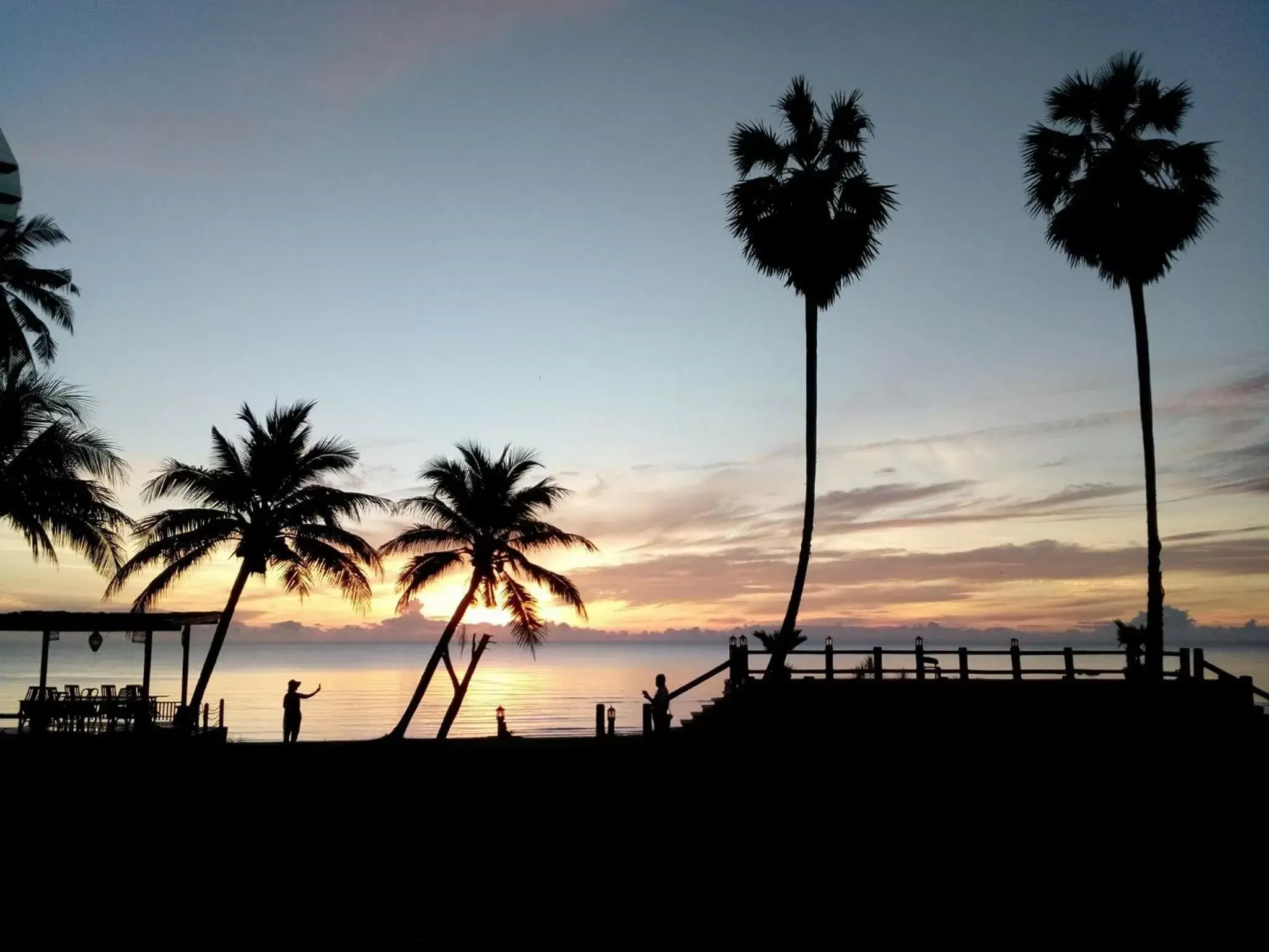 Beach, Sunrise/Sunset in Ban Saithong Beach Resort