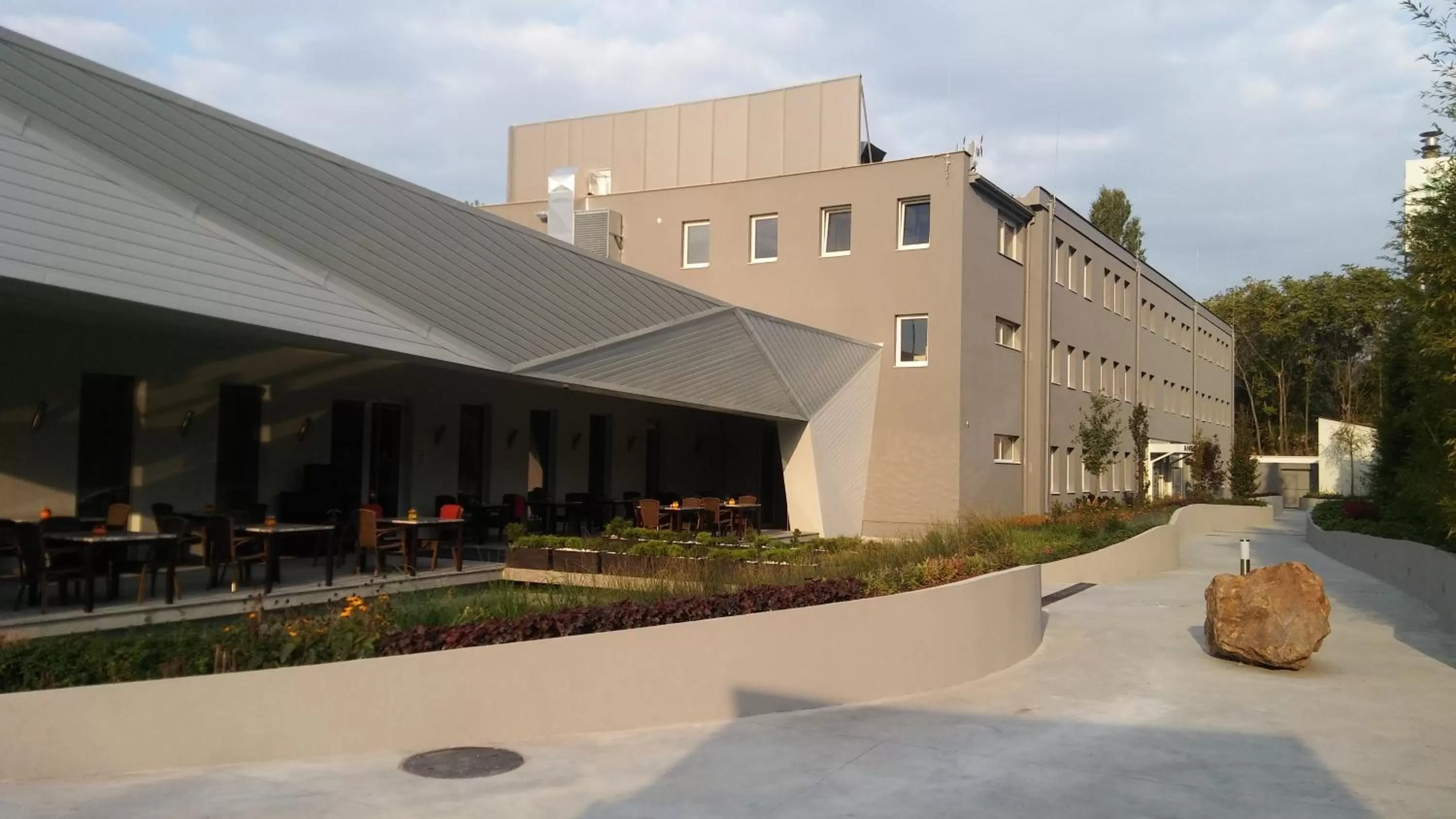 Facade/entrance in Anna Hotel