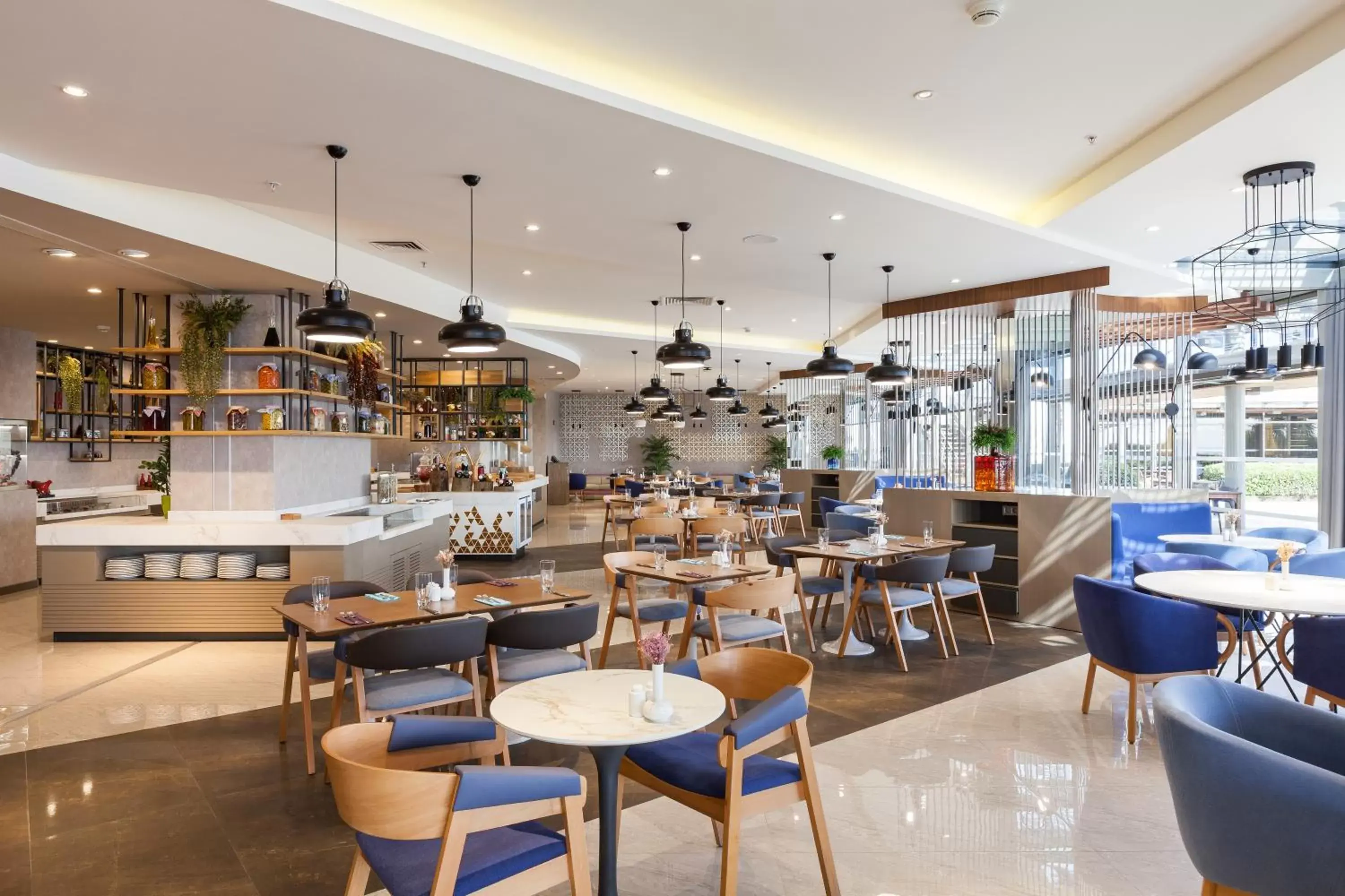 Restaurant/Places to Eat in Novotel Istanbul Zeytinburnu