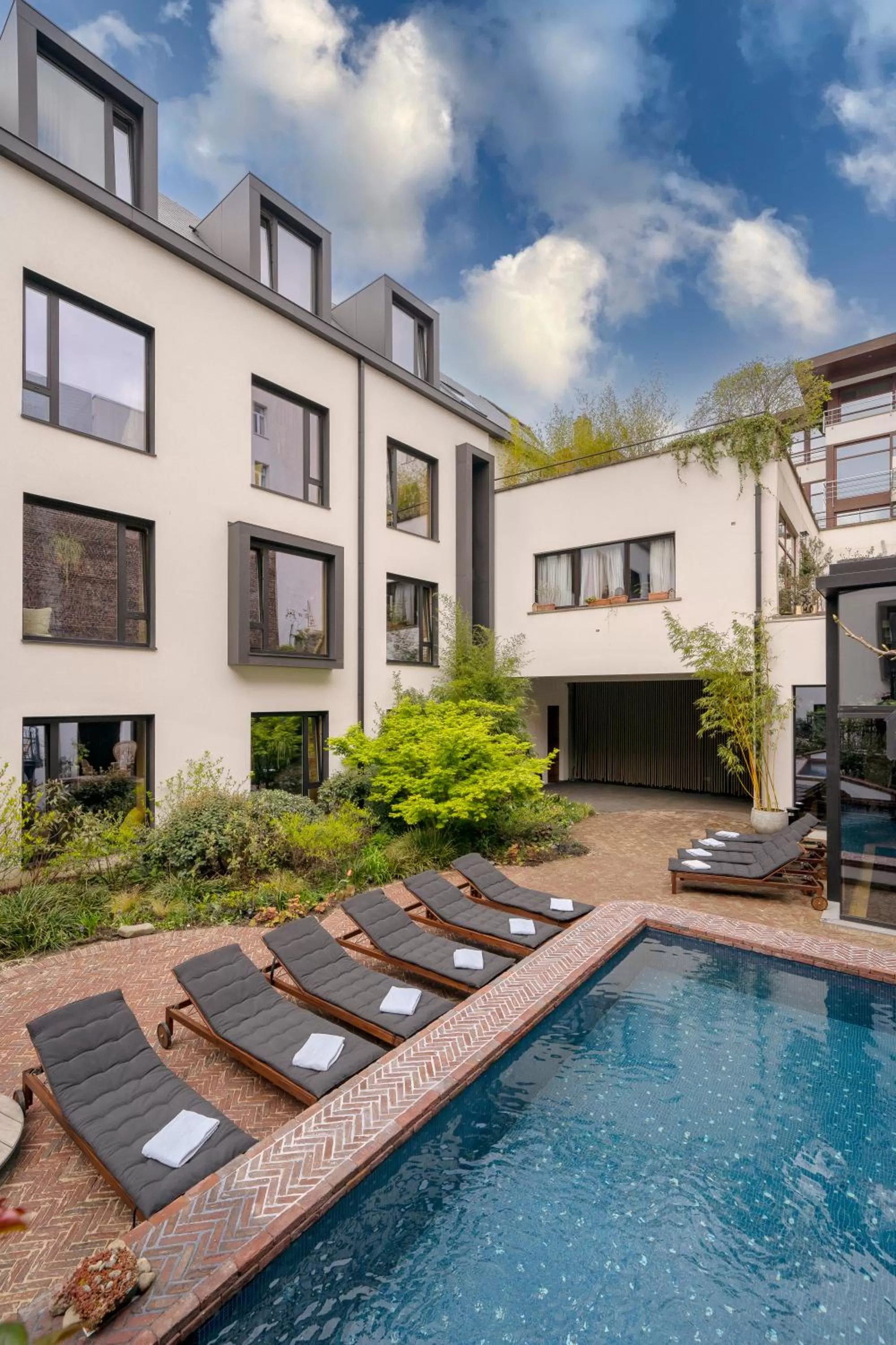 Garden in Latroupe Hotel Le Berger